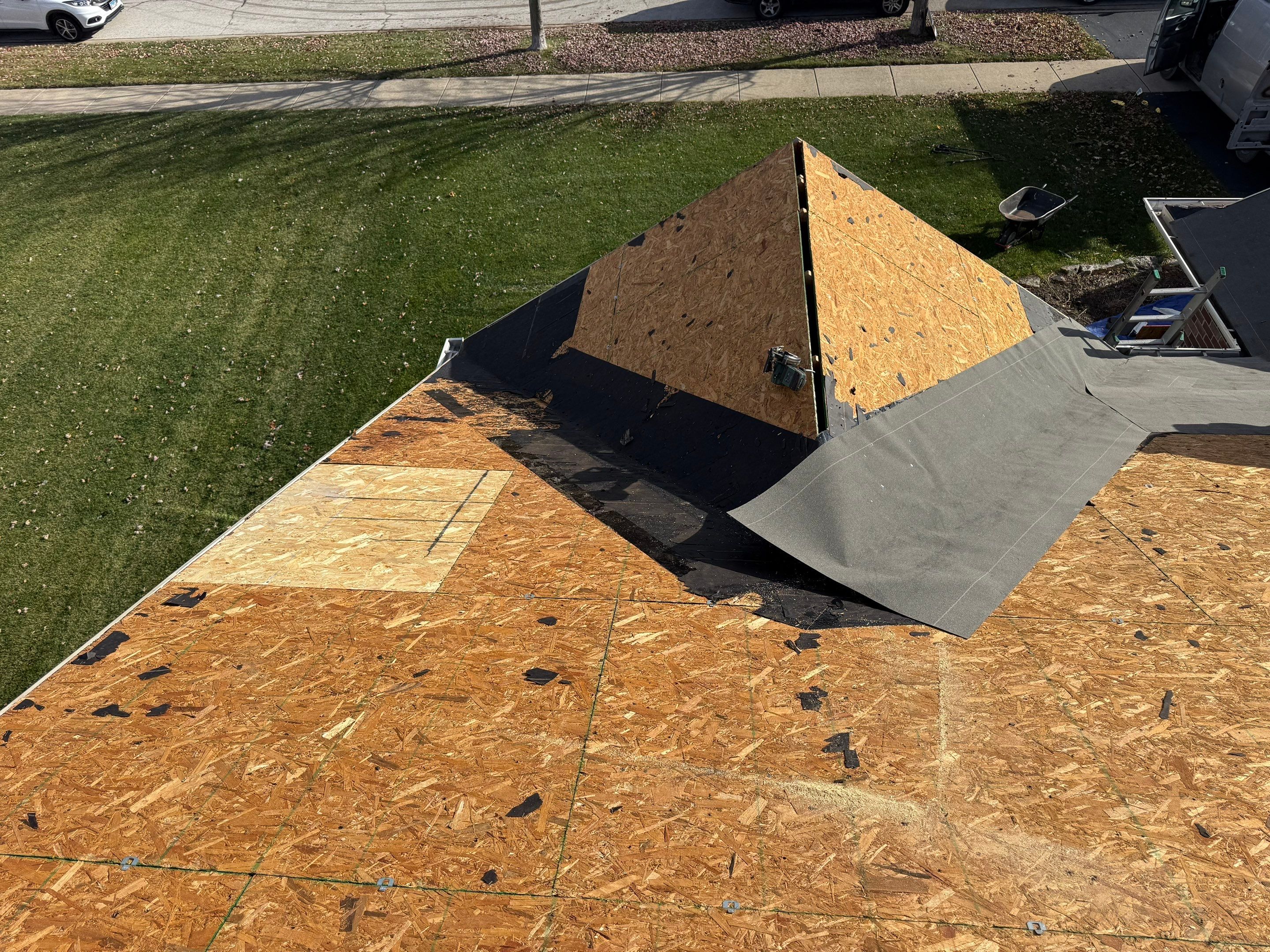 GAF Timberline HDZ® in Hickory by Optimal Home Improvement 