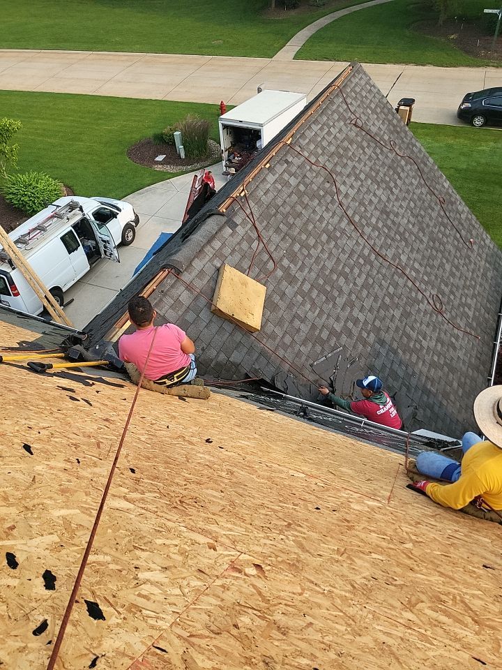 GAF Timberland Color: Pewter Gray by Eagle Eye Roofing