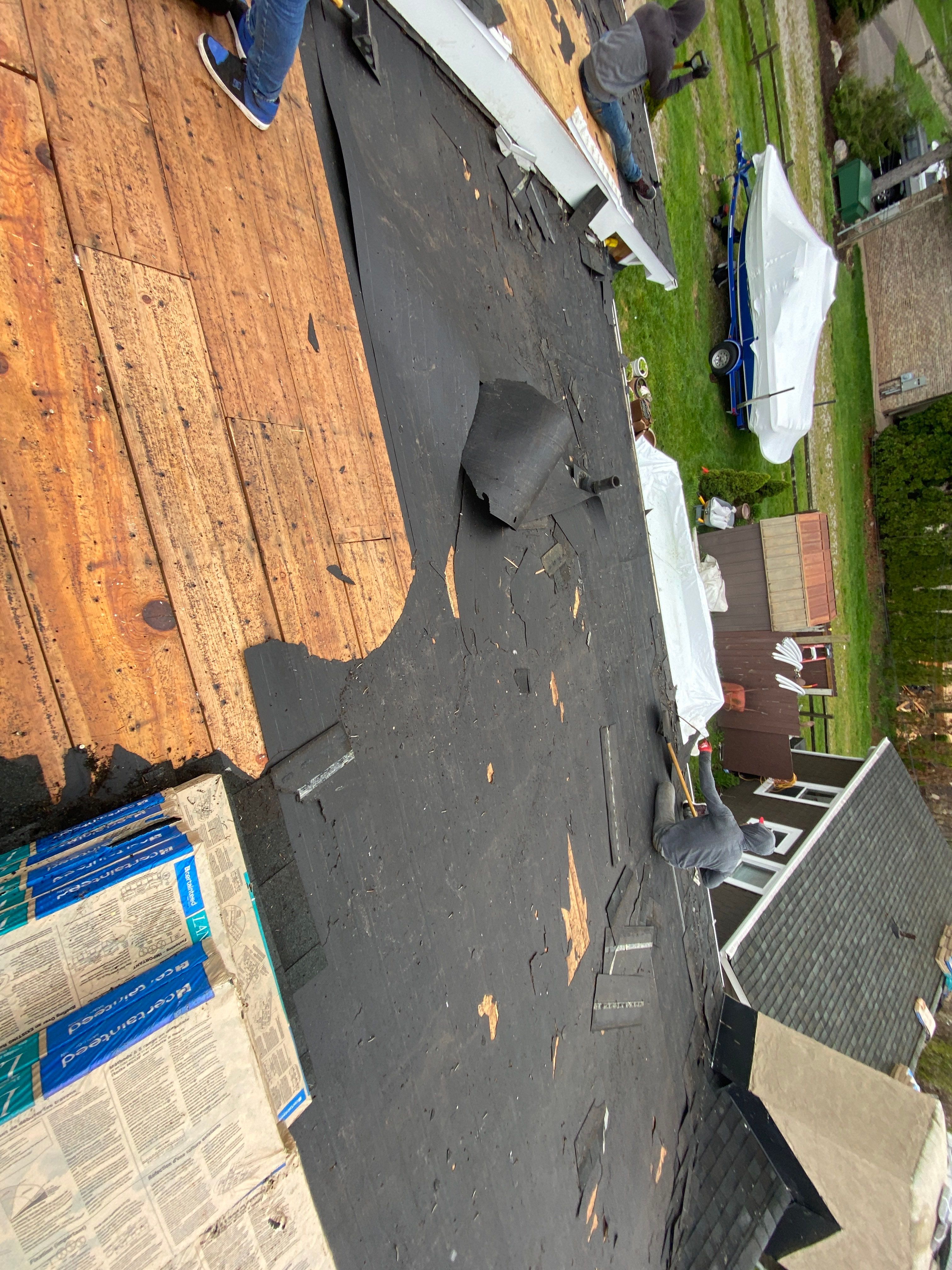 Roof Replacement using CertainTeed Landmark by 180 Contractors