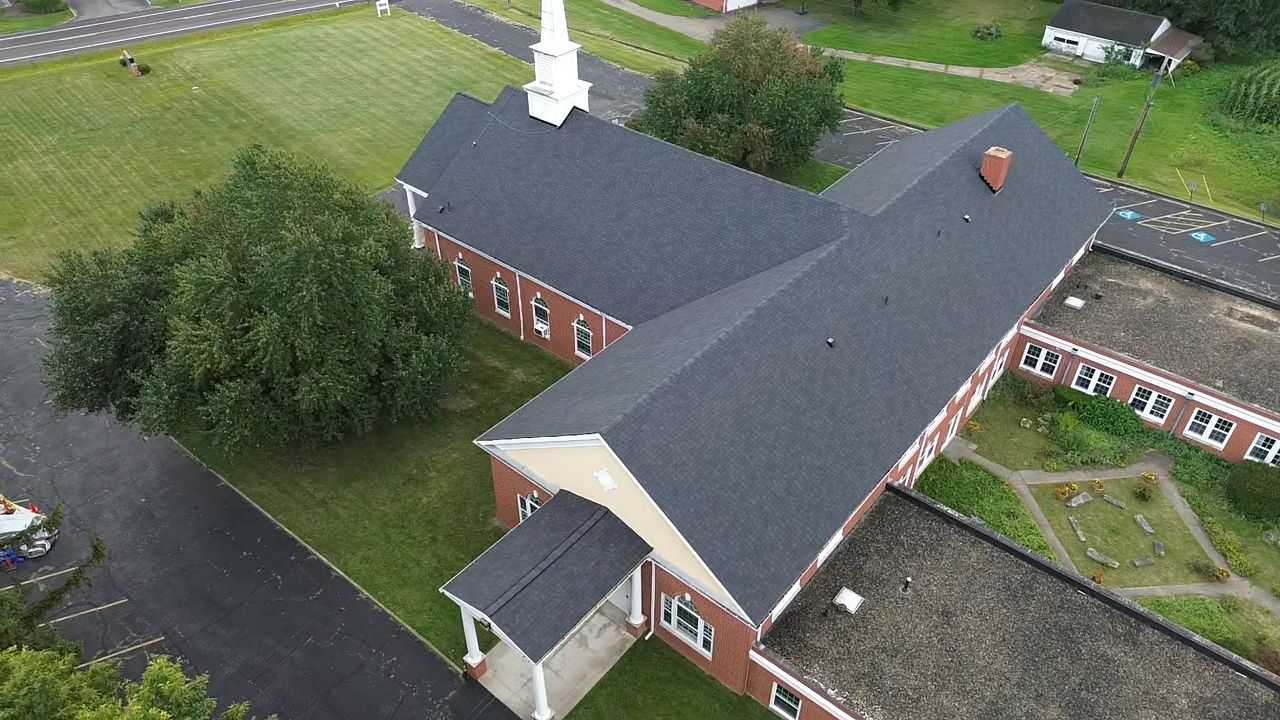 ATLAS PINNACLE COLOR: BLACK PRISTINE by Eagle Eye Roofing