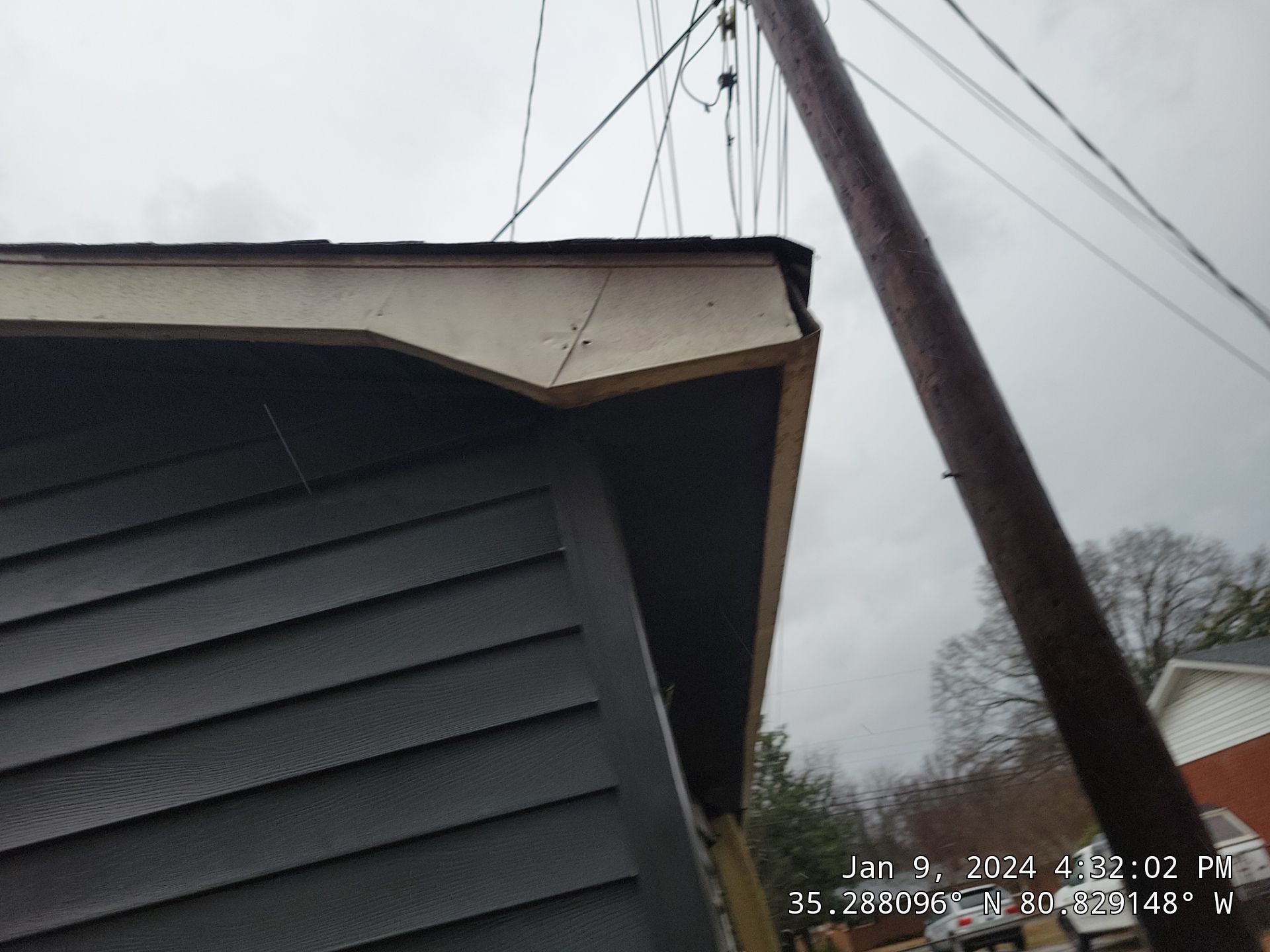 Charlotte- Williamsburg Gray by Merritt Roofing LLC