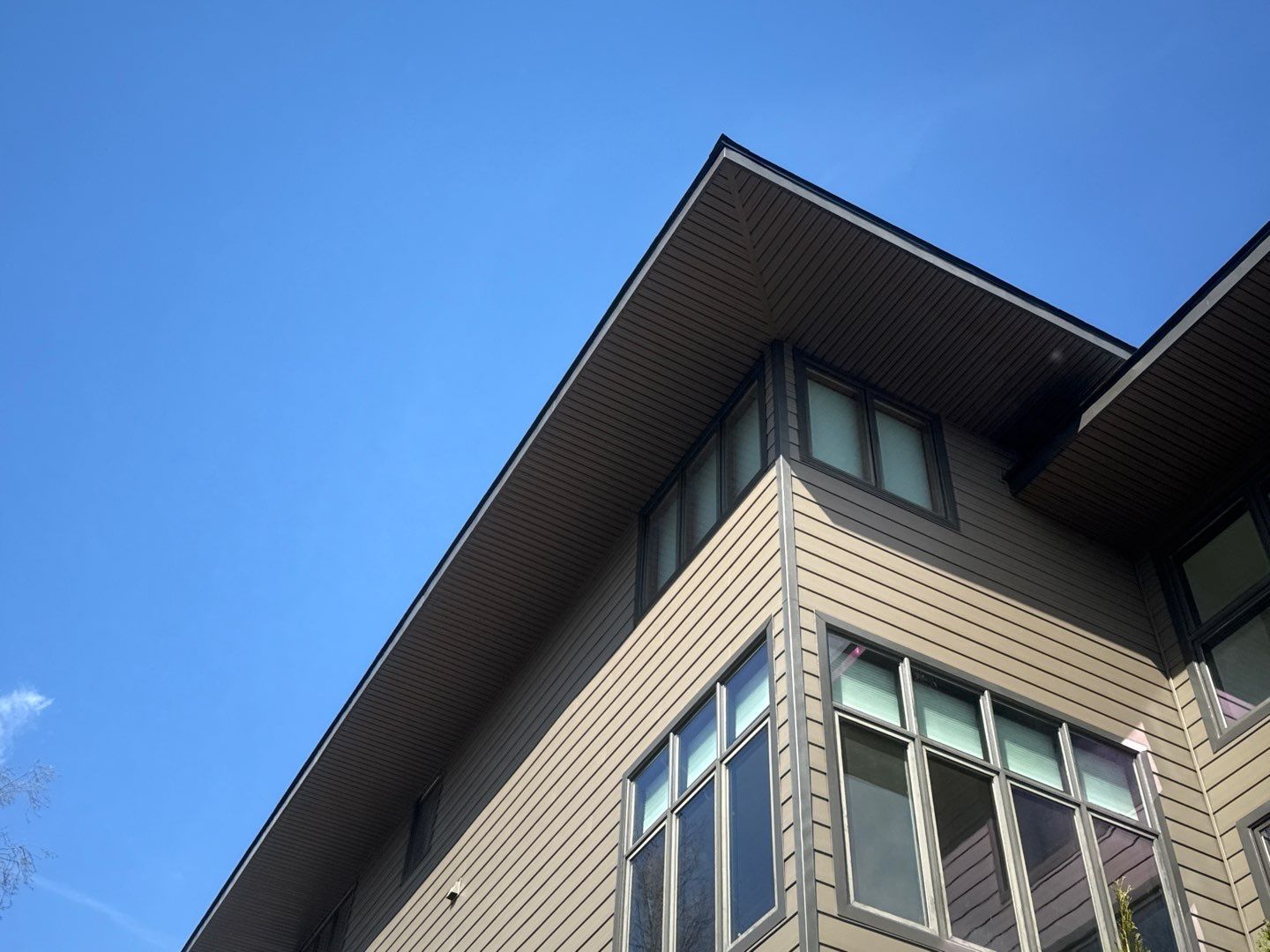 Siding Replacement using Ascend by 180 Contractors