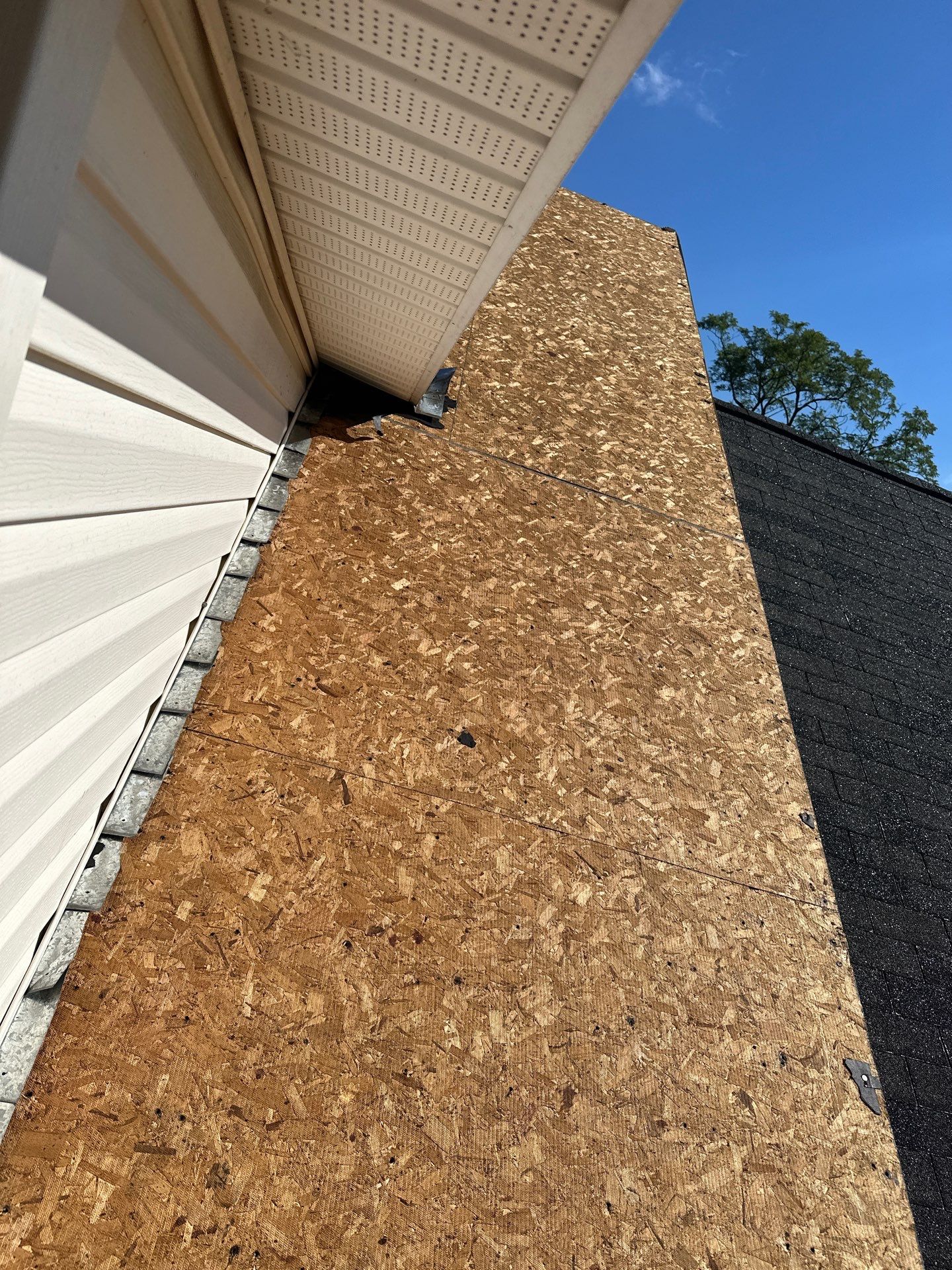 Residential Roofing Installation using Timberline HDZ Shingles - Charcoal by RoofX 