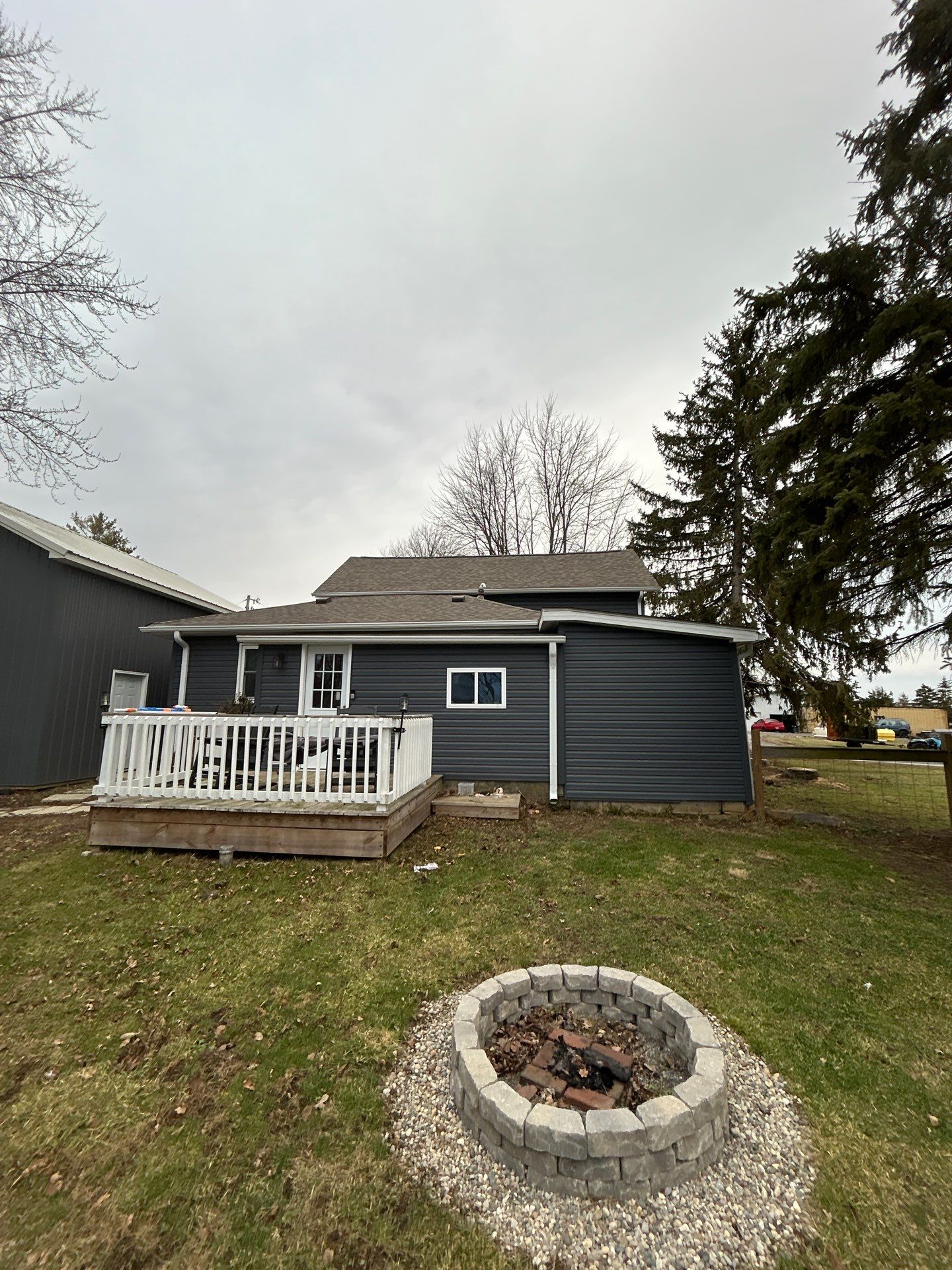 Lakeview - Siding Replacement by Nitro Roofing and Construction