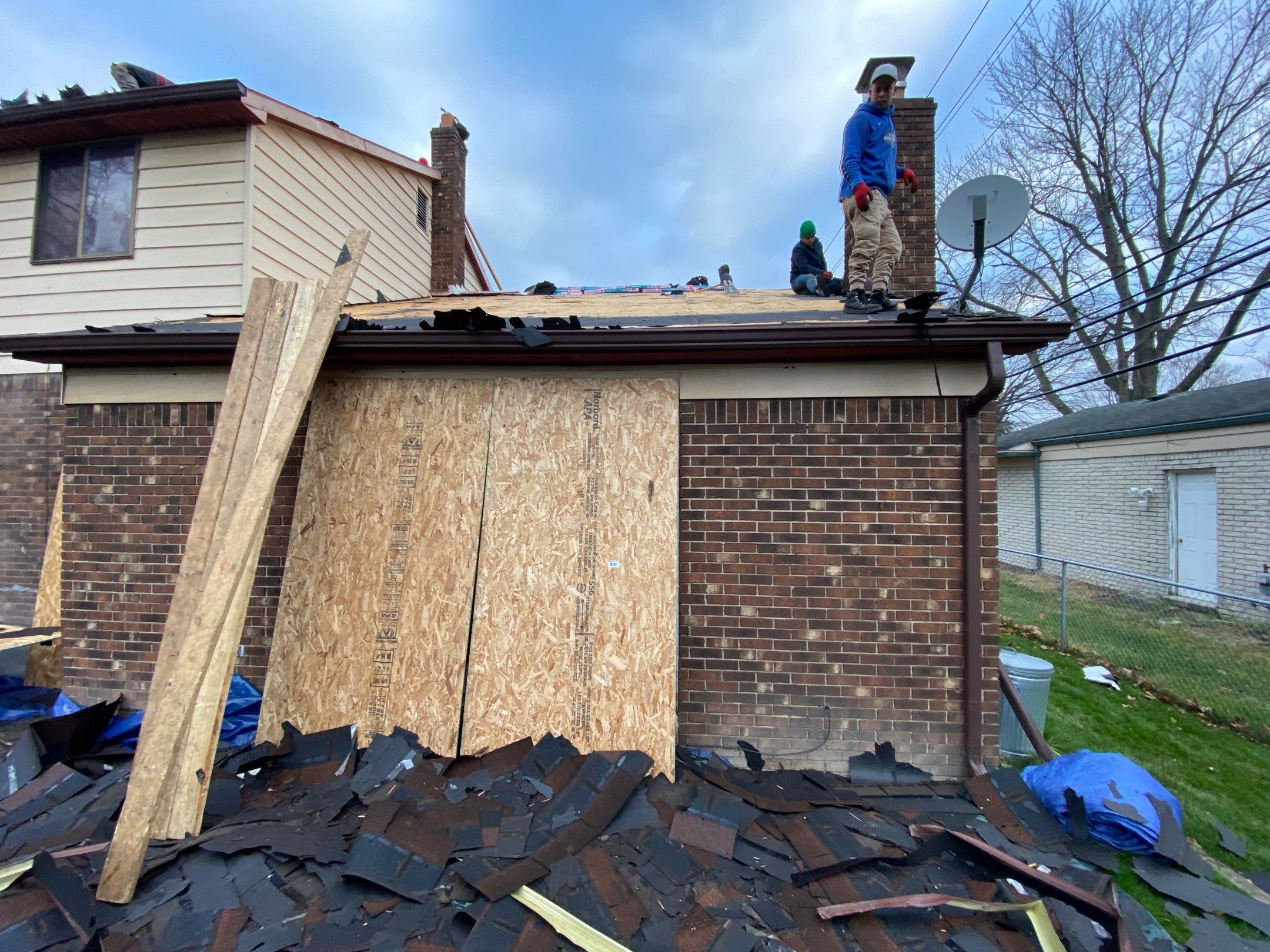 Roof Replacement using Owens Corning by 180 Contractors