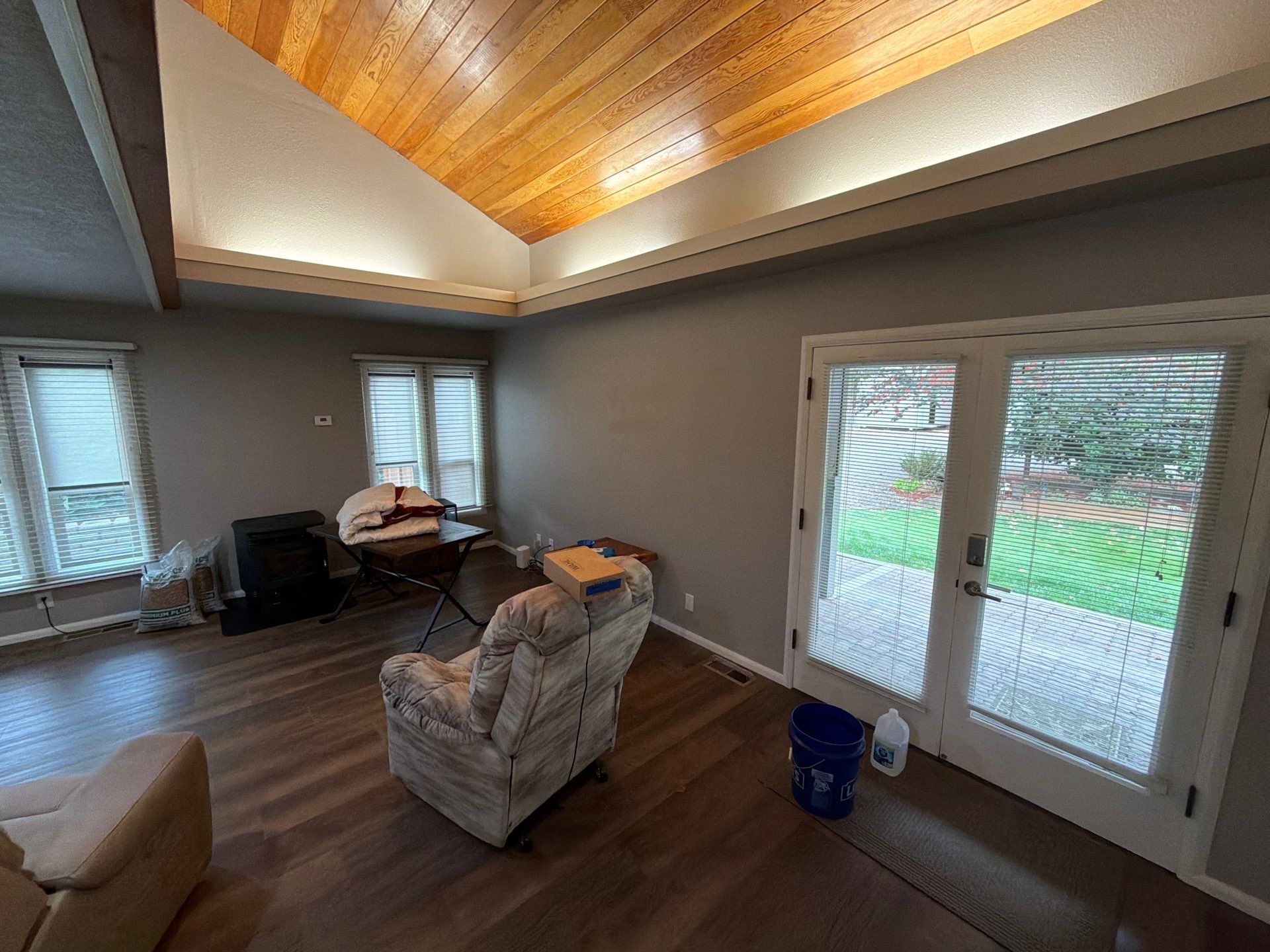Interior Painting by Handyman State LLC