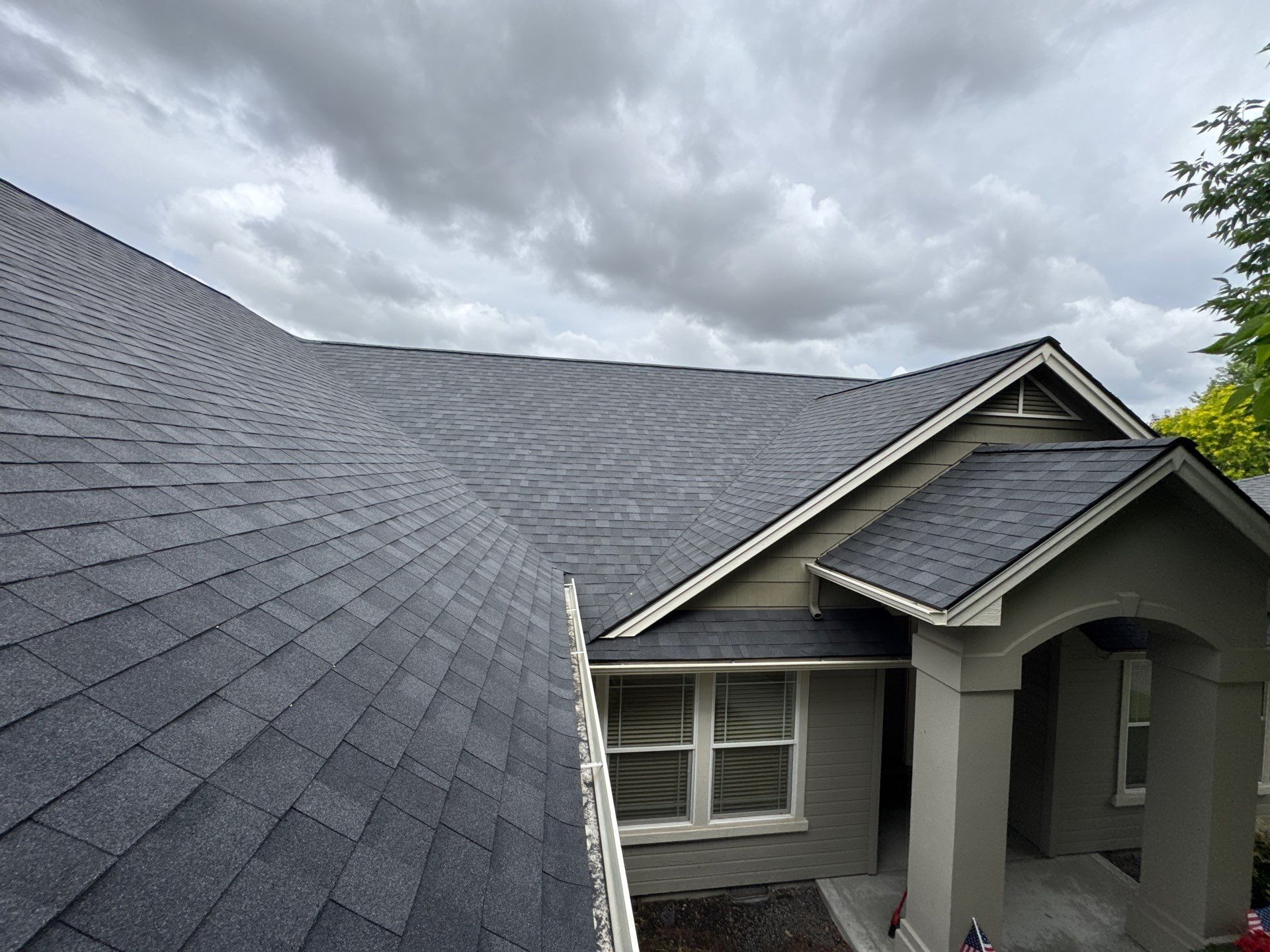 Residential Asphalt Shingle Roof Replacement in Meridian, Idaho by Olive Roofing
