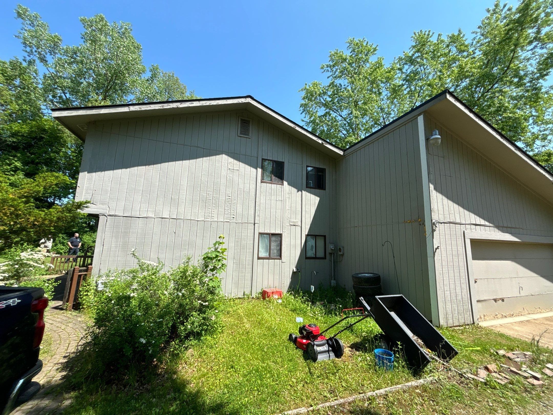 Siding Replacement using Alside D4 1/2" Dutchlap by 180 Contractors