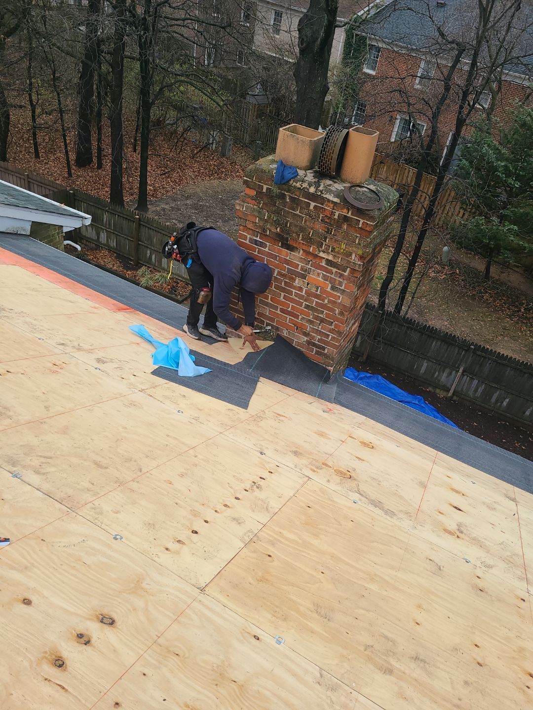 Vienna: Residential Roof Replacement with CertainTeed Landmark Pro in Max Def Weathered Wood by RM Banning, Inc.