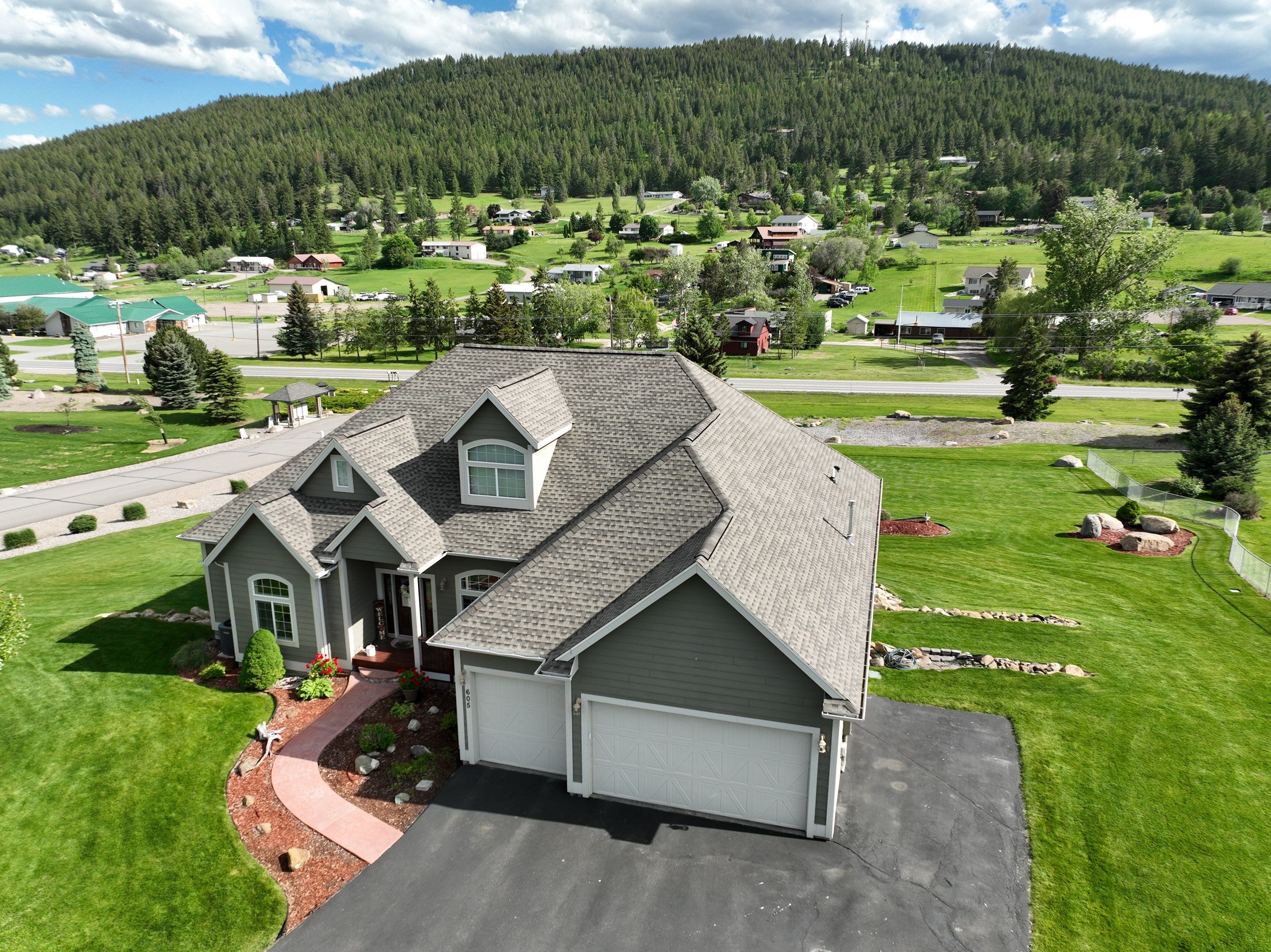 GAF Timberline HDZ - Weathered Wood by Montana Roofing Solutions