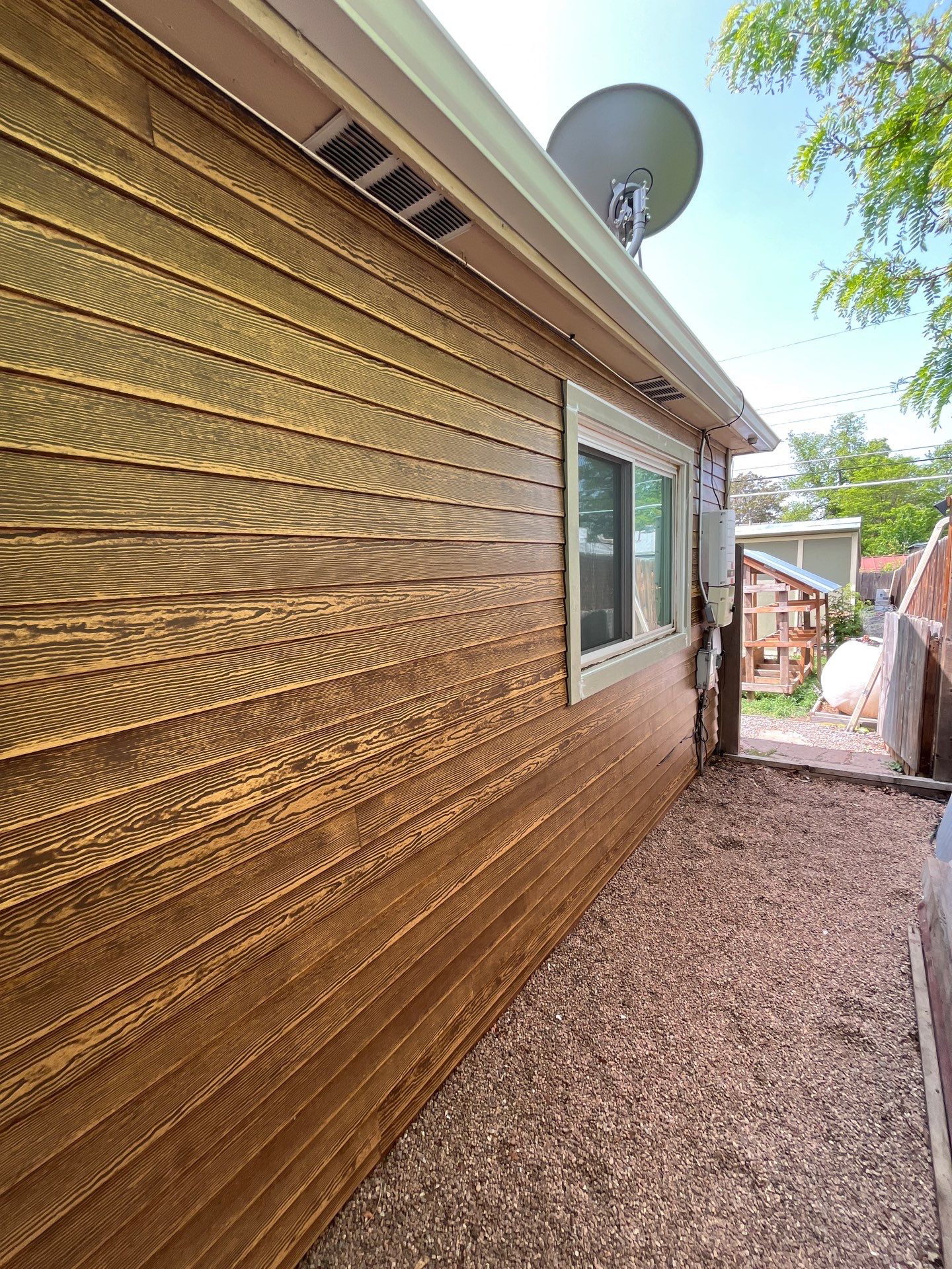 SIDING _JAMES_HARDIE by MDZ Roofing 
