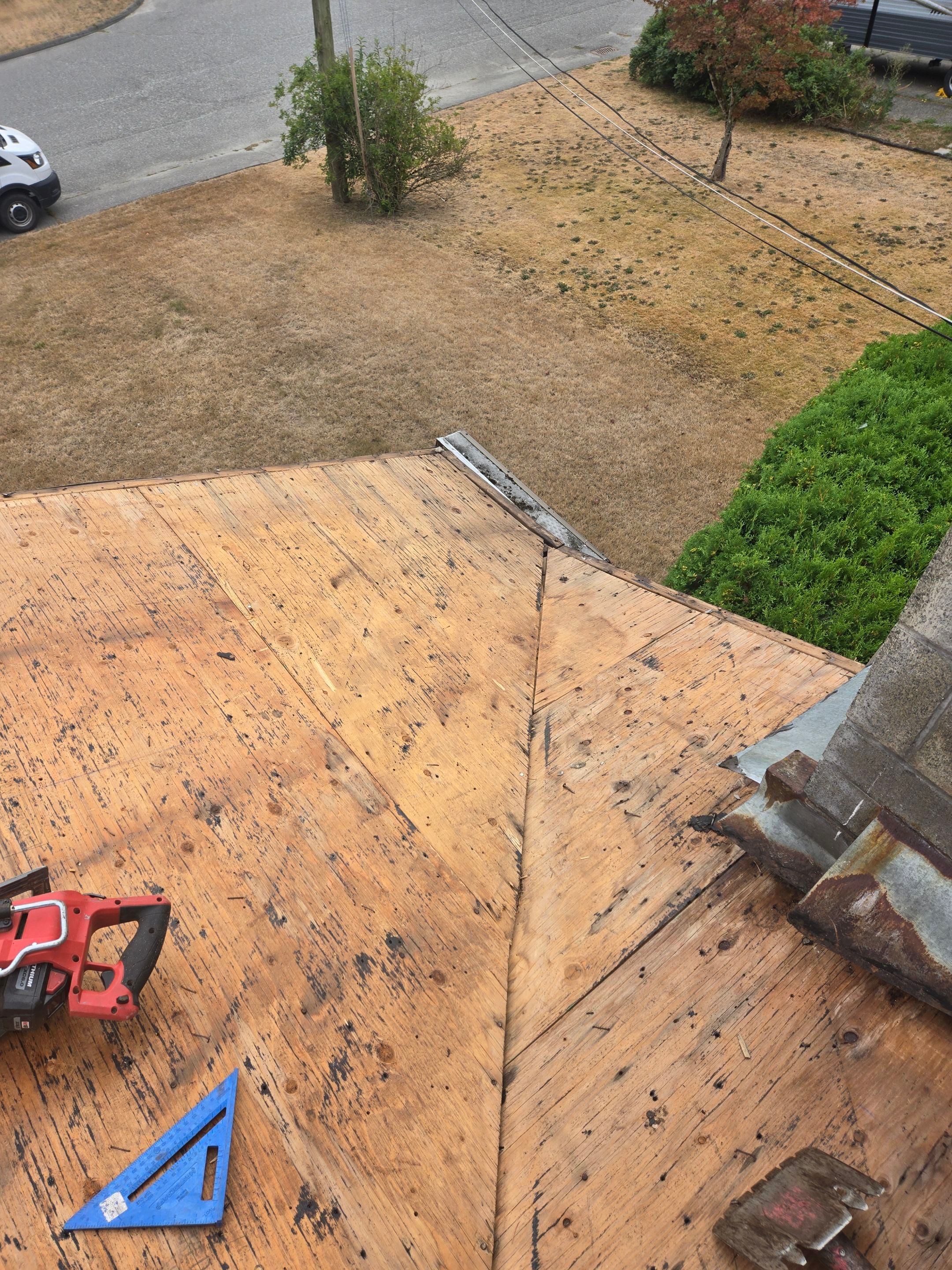 Residential Re-Roof using GAF Timberline HDZ Shakewood by Top Notch Roofing Inc