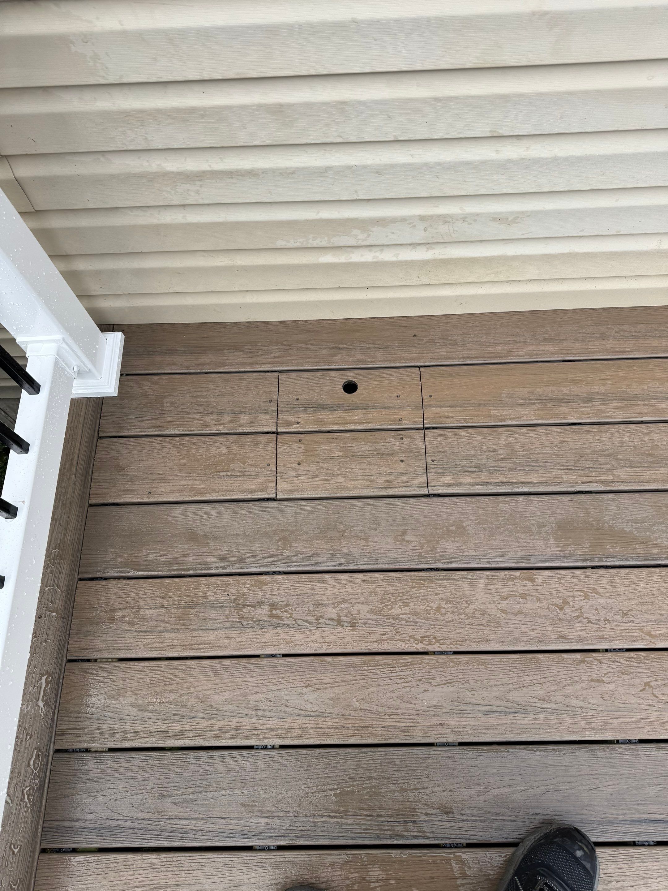 New Deck using Deckorators Venture - Color Sandbar  by deck guardian