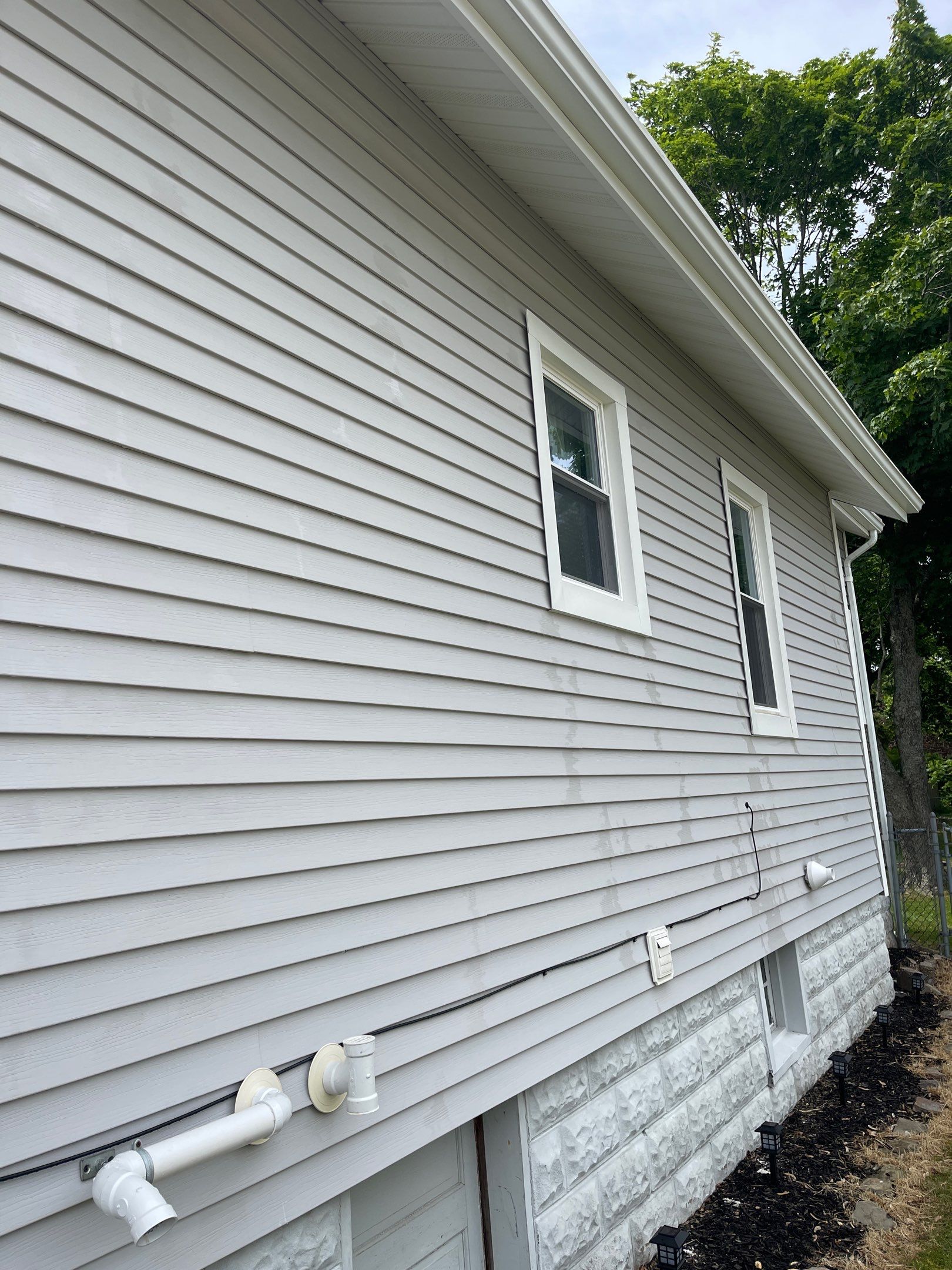 House Wash & Deck Cleaning by SJ Exterior