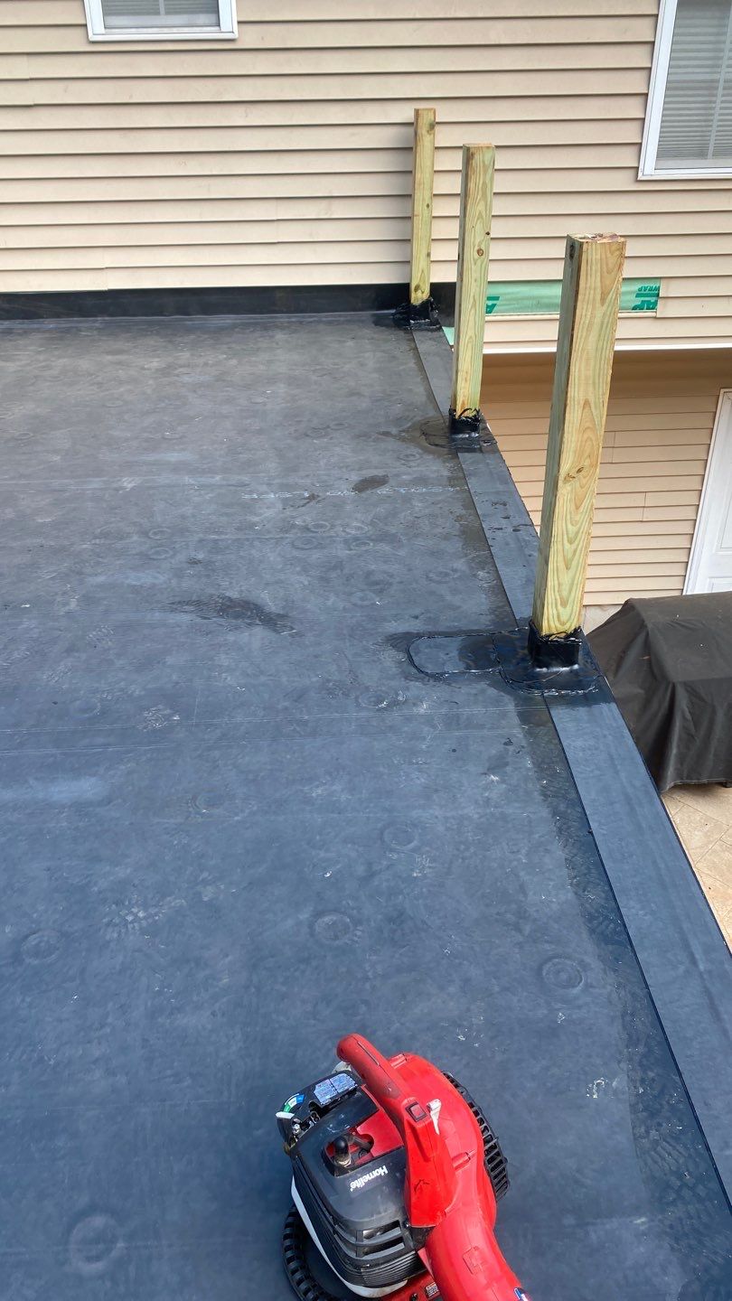 Siding Repair using Certainteed Mainsteet D4 and EPDM roof under deck by A Plus Exterior