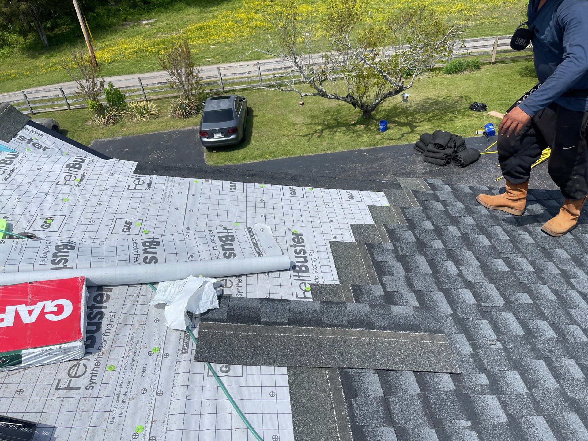 Residential Roofing Installation using GAF Timberline HDZ Charcoal by Undersun Roofing 