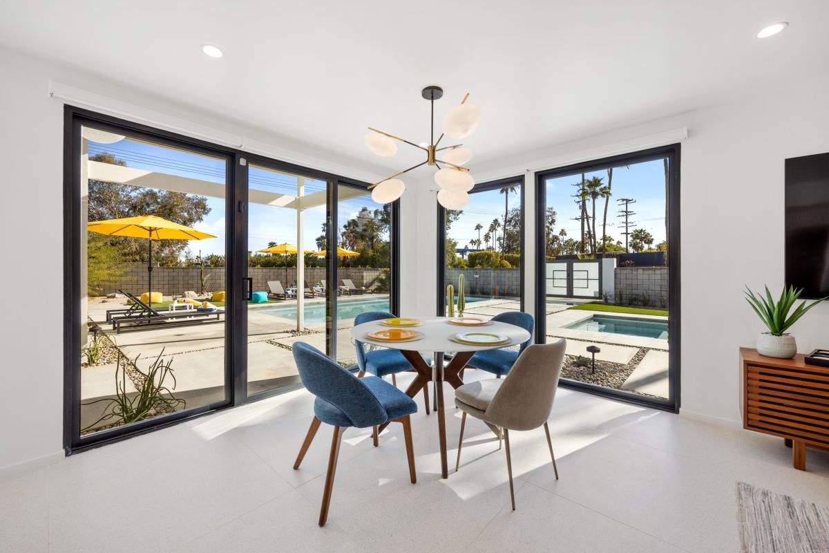 Palm Springs Midcentury Modern Home by One Stop Source