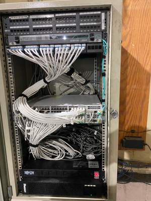 Structured cabling installation by CimaSolutions