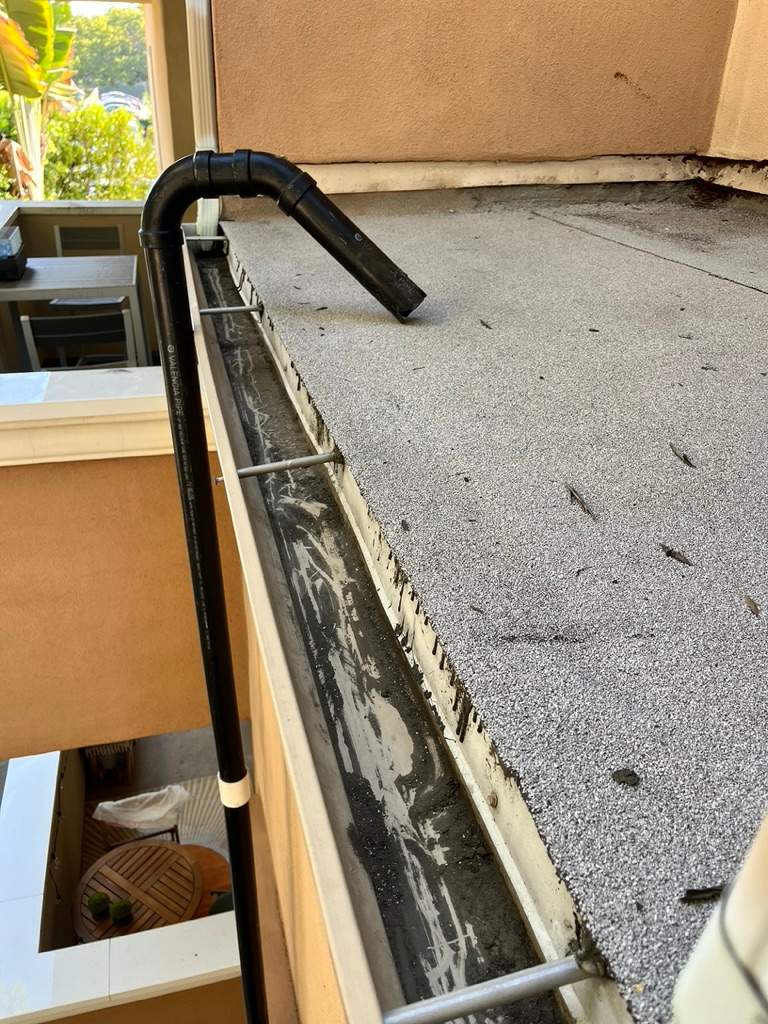 HOA Gutter Cleaning South Mentor Ave Pasadena by Palm Coast Solar Cleaning