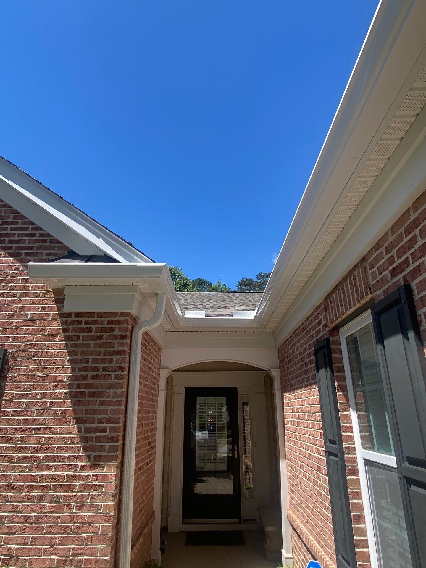 GAF Timberline HDZ Weathered Wood - 5” white gutters by Pro Performance Roofing