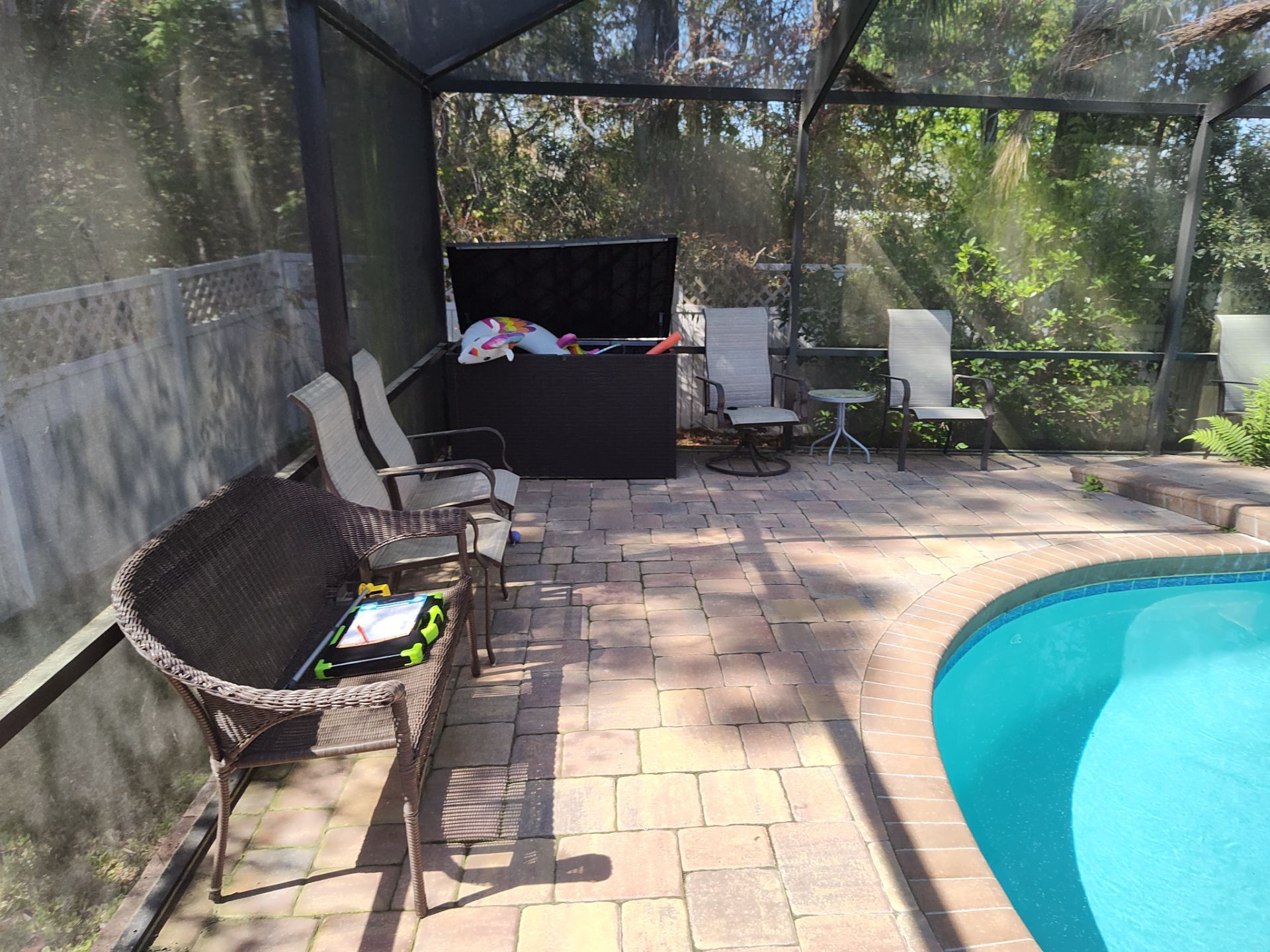 Lanai  using Concrete Sealant by DuraSeal