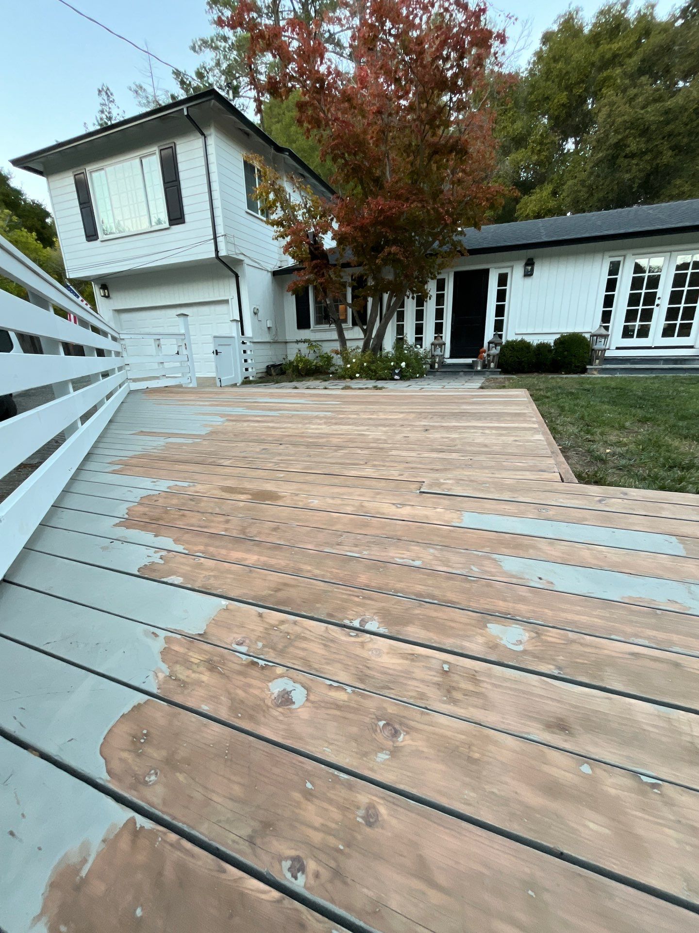 Deck Repaint using Sherwin-Williams by Herrera’s Bay Area Painting inc.
