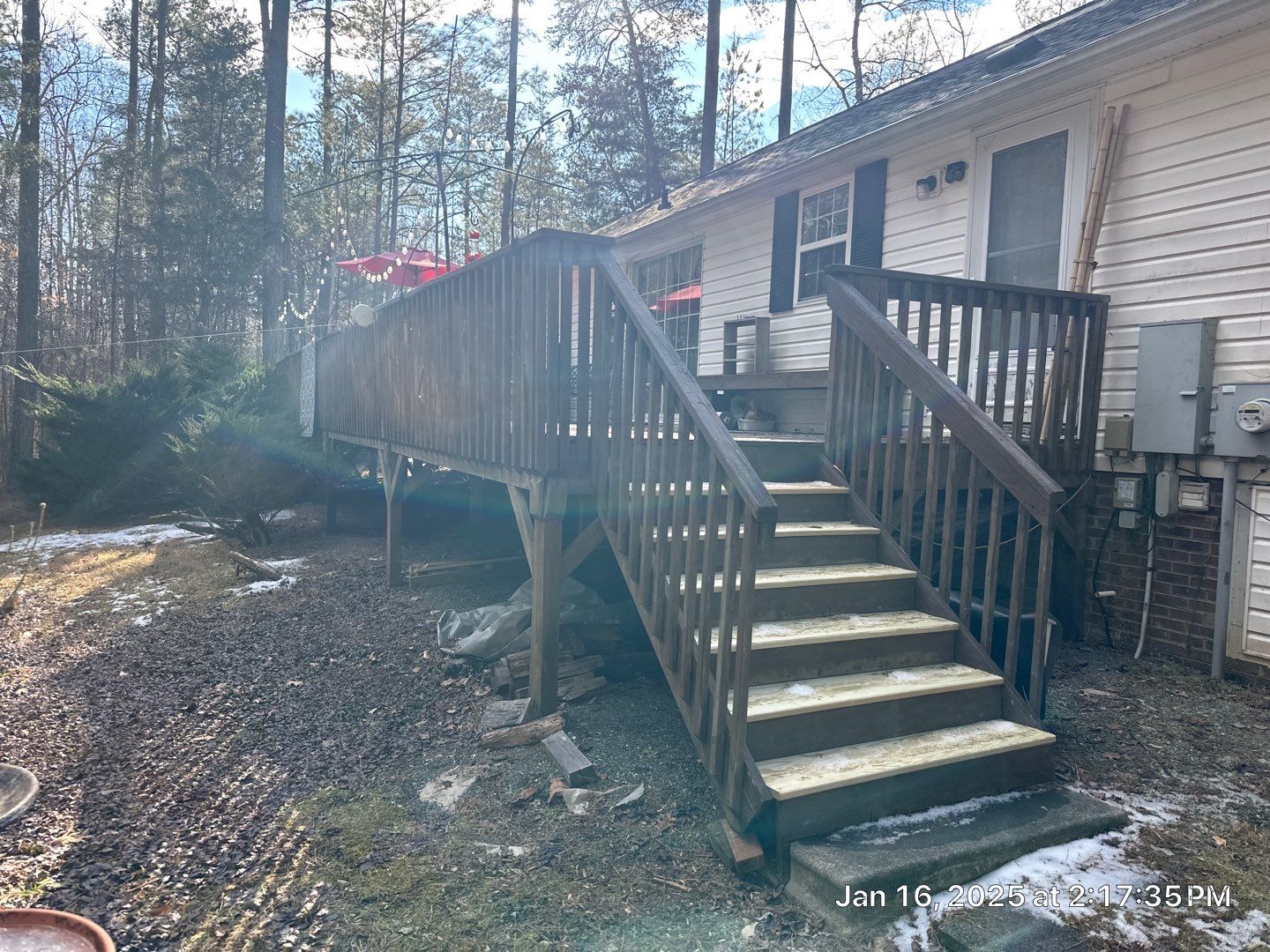 Wood Deck using Wood Sealant by DuraSeal