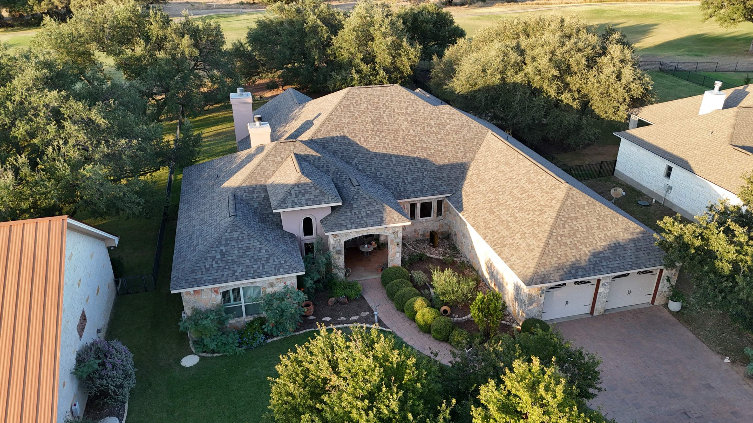 RoofsOnly.com featured photo.