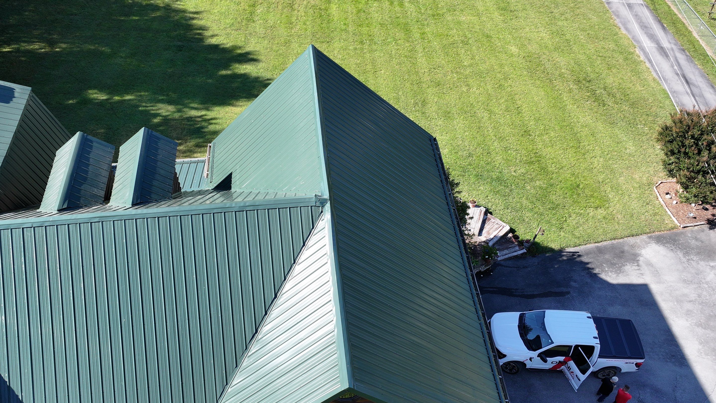 Jackson Residence by Omnia Roofing
