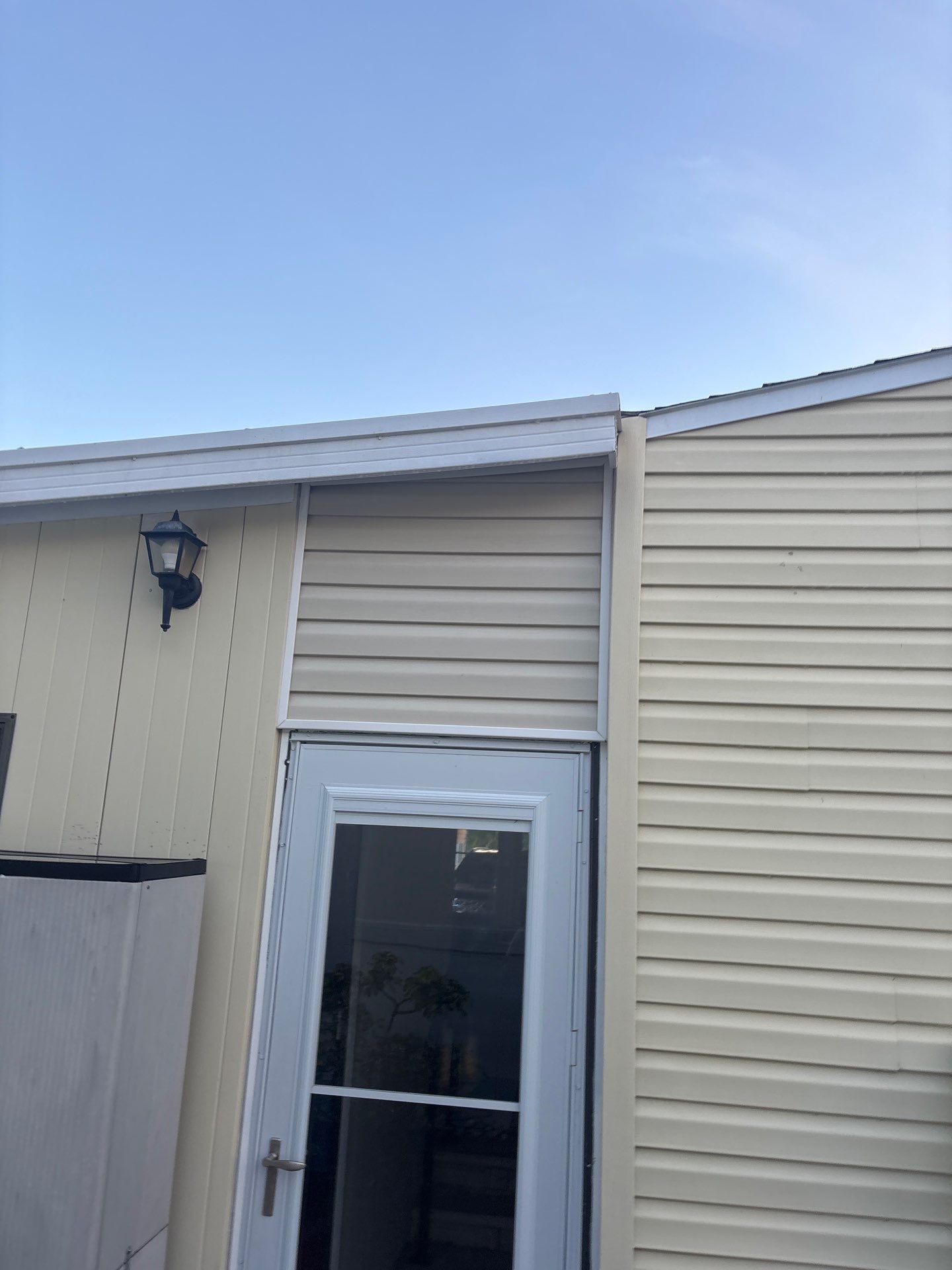 Project in Largo 33771 by Mitchell Roofing Company LLC 