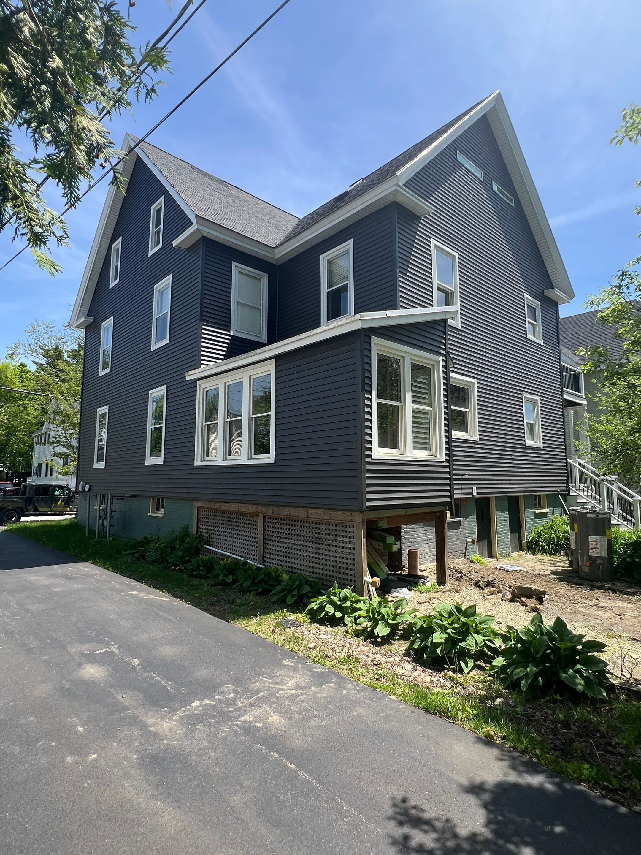 Portsmouth, New Hampshire - Siding Installation by Tall pine roofing