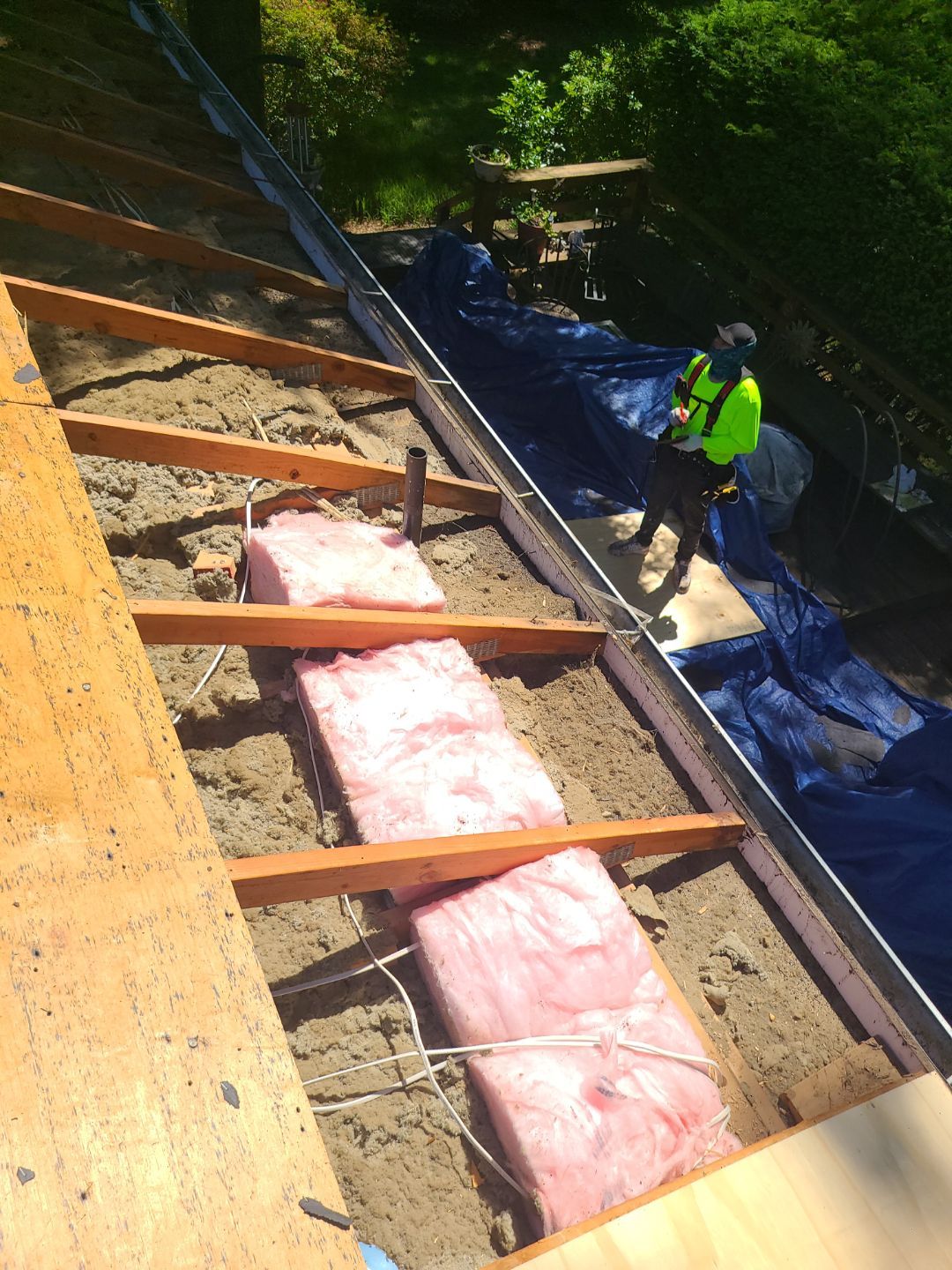 Burke: CertainTeed Landmark Designer Shingles in Moire Black by RM Banning, Inc.