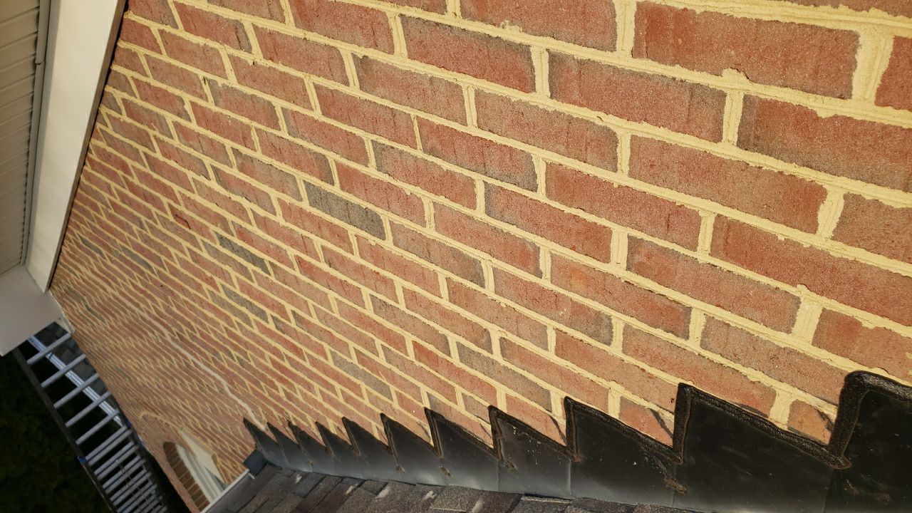 Fairfax Station: CertainTeed Landmark Pro Designer Shingles in Max Def Weathered Wood by RM Banning, Inc.