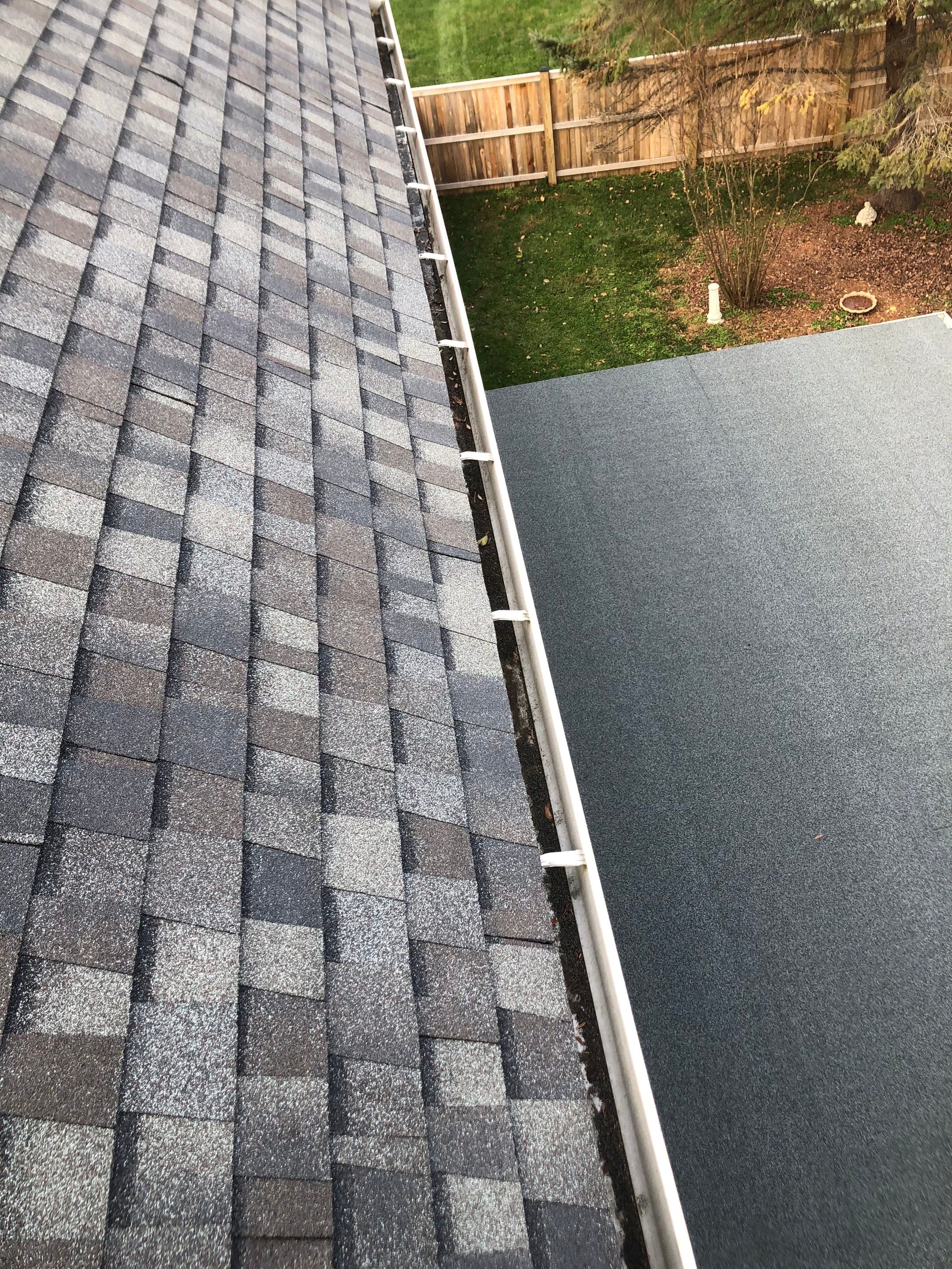 Herndon: CertainTeed Landmark Pro Designer Shingles in Max Def Driftwood by RM Banning, Inc.