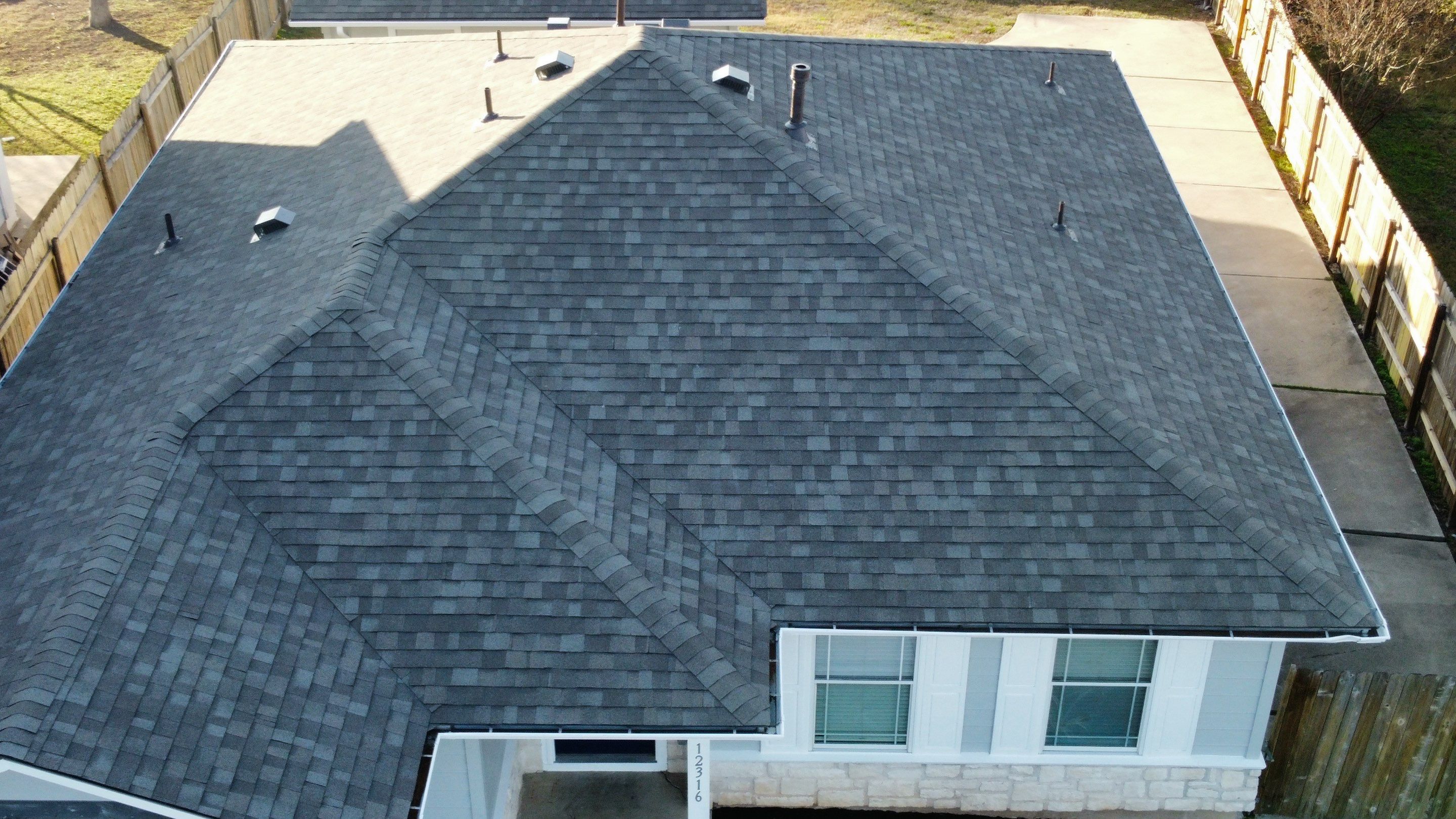 Residential Roofing Installation using Owens Corning Oakridge by Kstylez Roofing & Construction