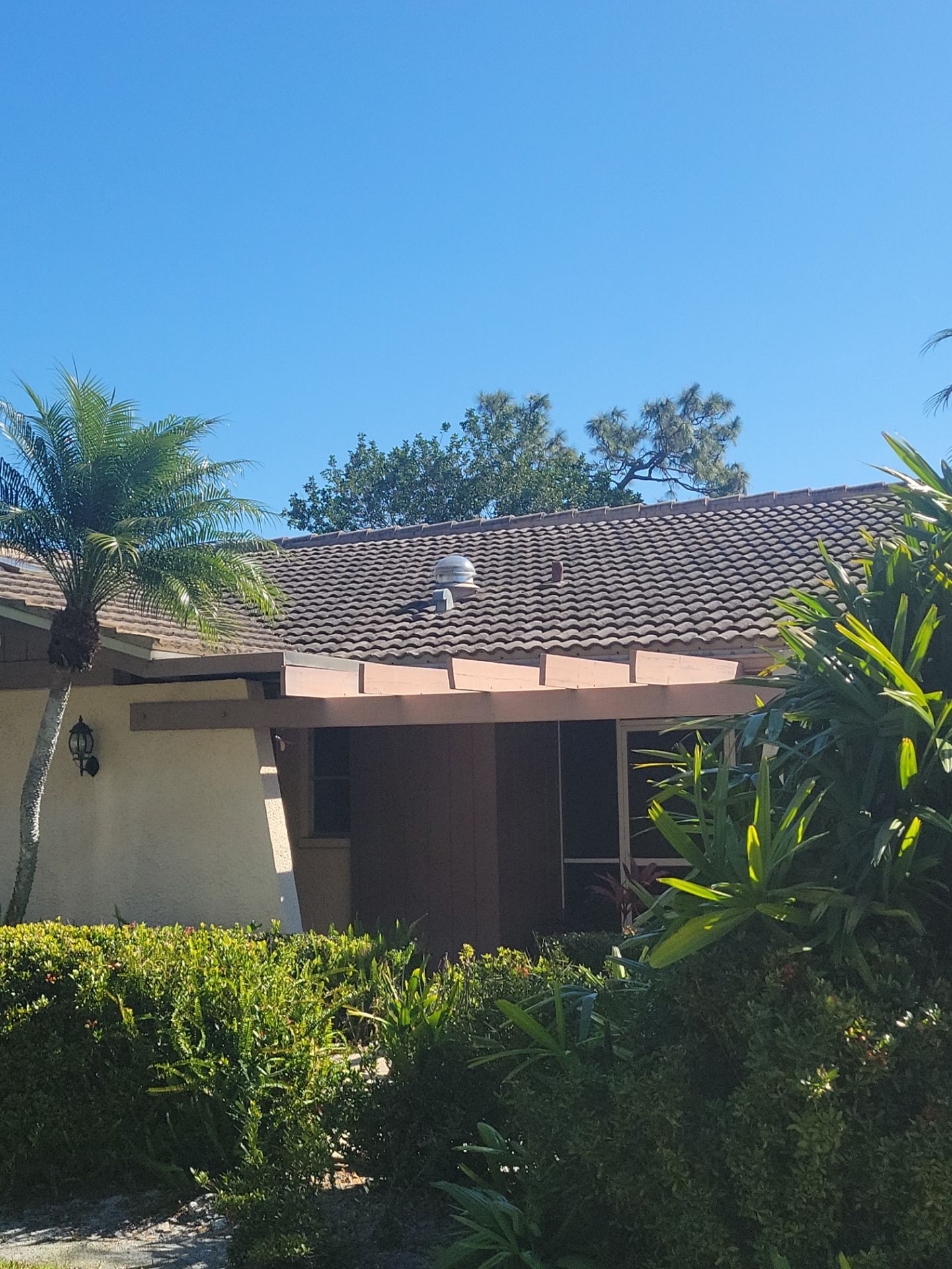 Exterior Cleaning by DPI Pressure Washing LLC