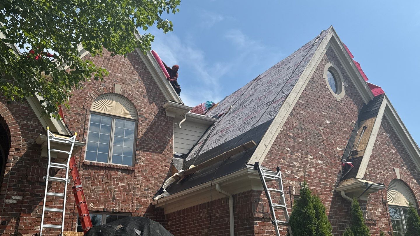 Roof Replacement using Owens Corning Onyx Black by 180 Contractors