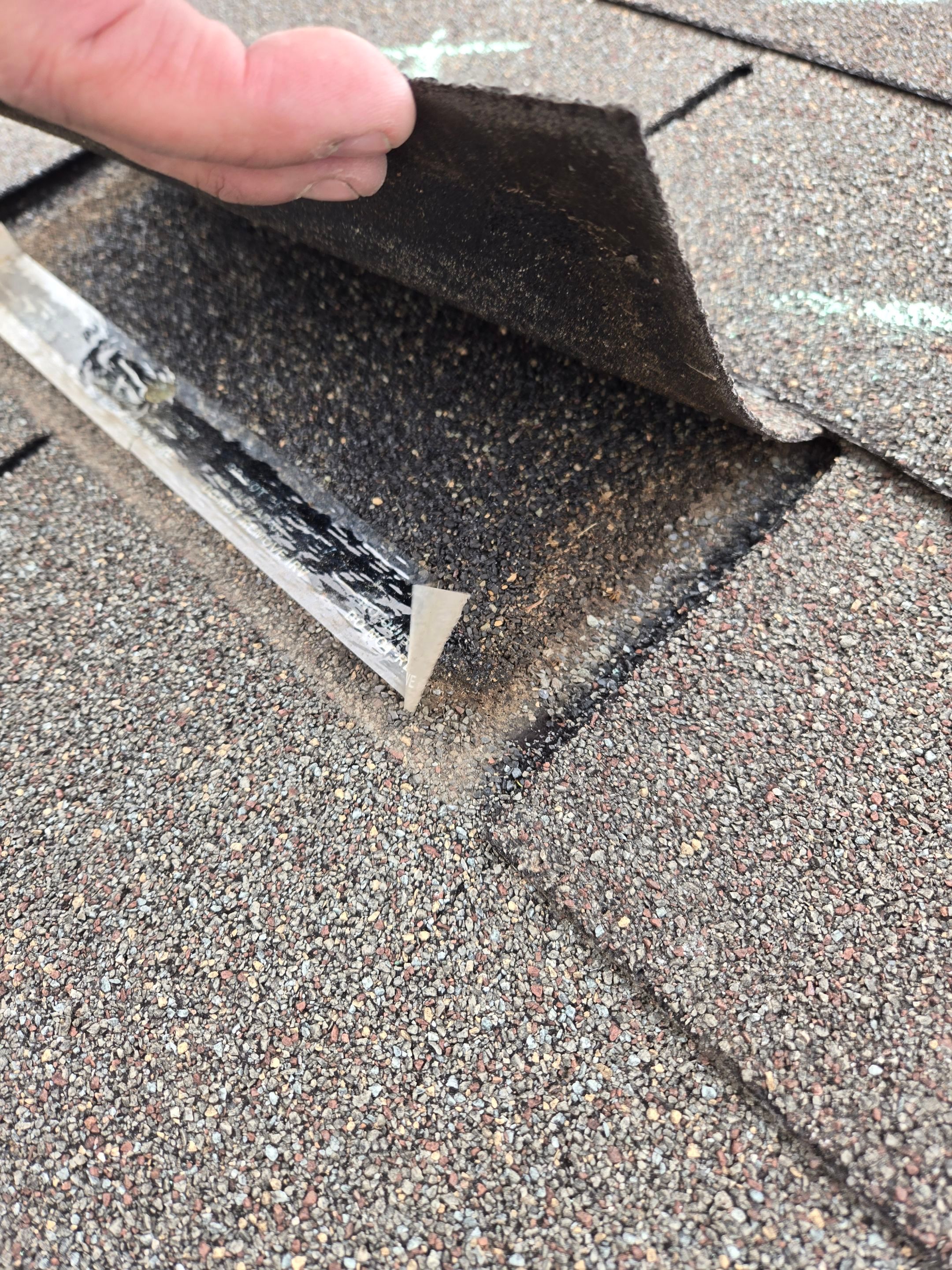 Grain Valley Residential Roof Replacement Featuring GAF Timberline HDZ Shingles by Summit Roofing