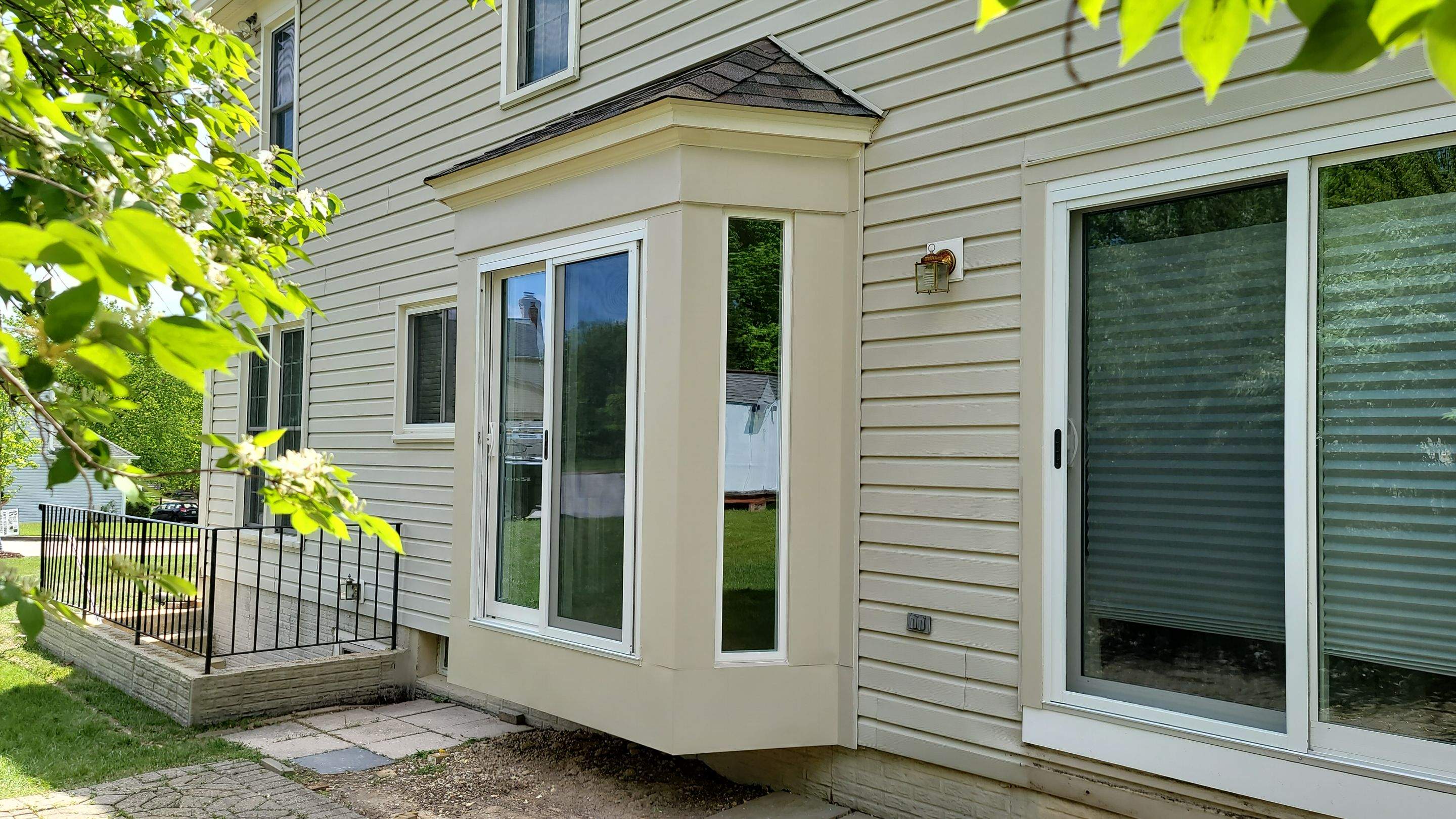 Window & Door Replacement using Provia Aspect Windows by Roof Right Inc