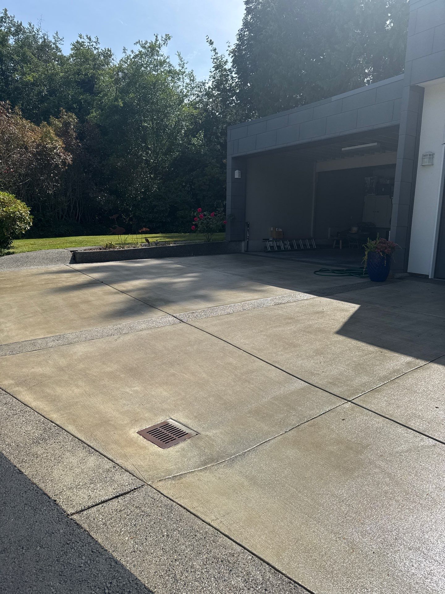 Sealcoated Concrete & Asphalt Driveway | Everett  by Jireh Asphalt & Concrete Inc 