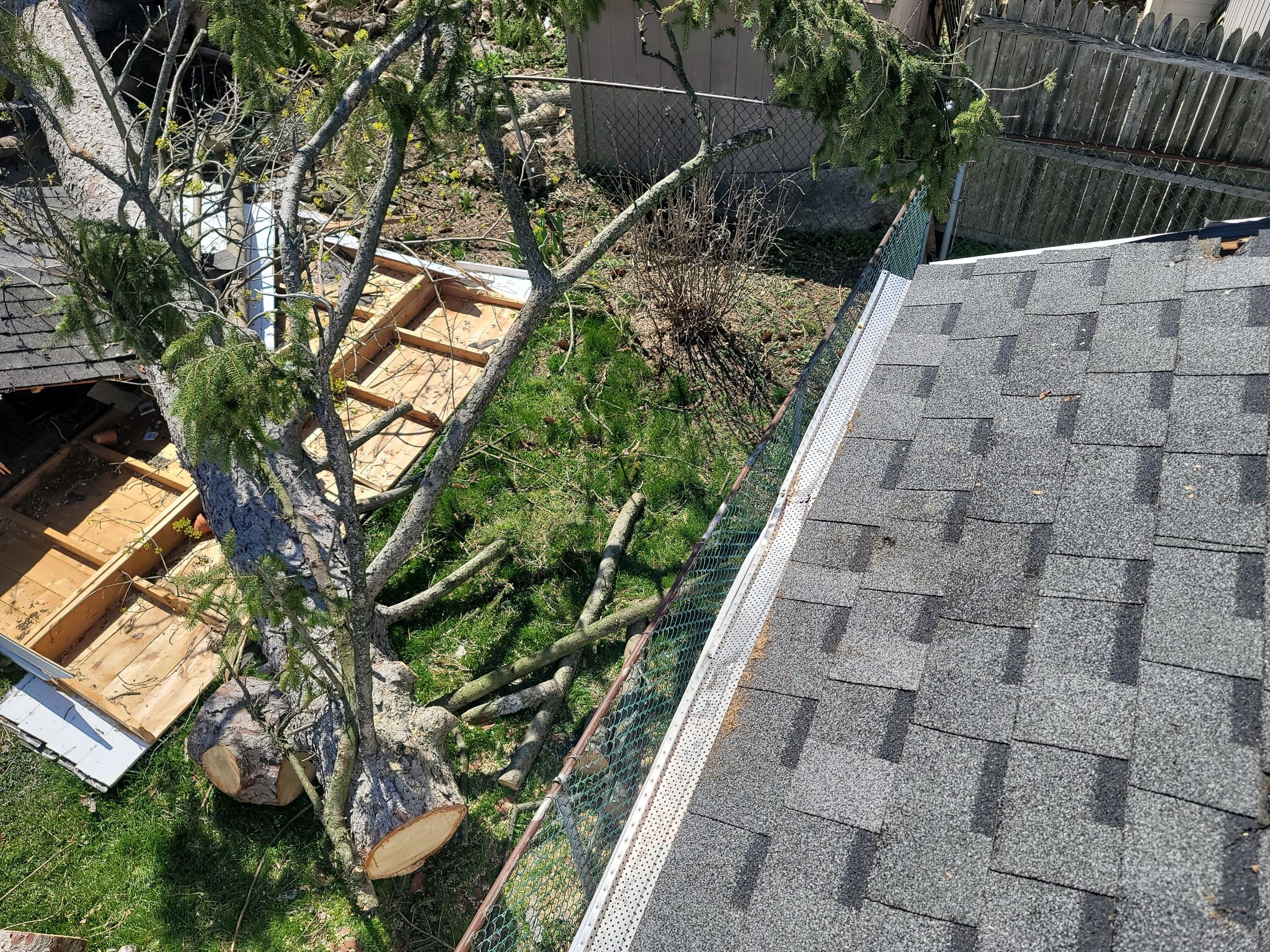 ATLAS PINNACLE COLOR: COASTAL GRANITE by Eagle Eye Roofing