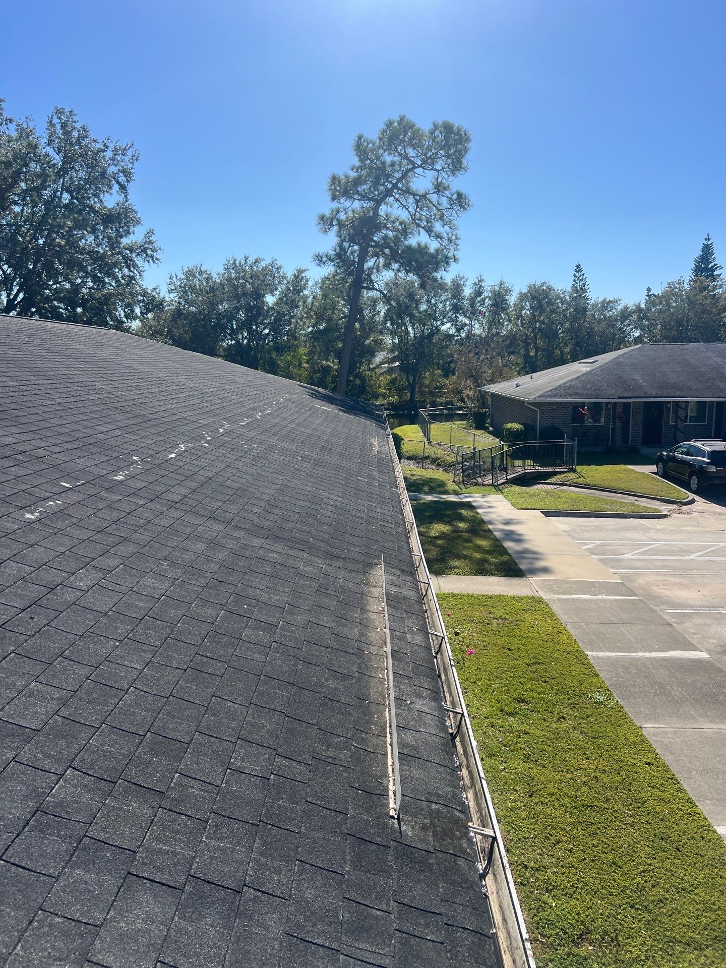 HOA gutter cleaning after photo.