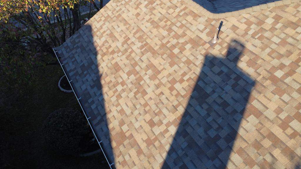 Driftwood - Owens Corning TruDefinition Duration by RoofsOnly.com