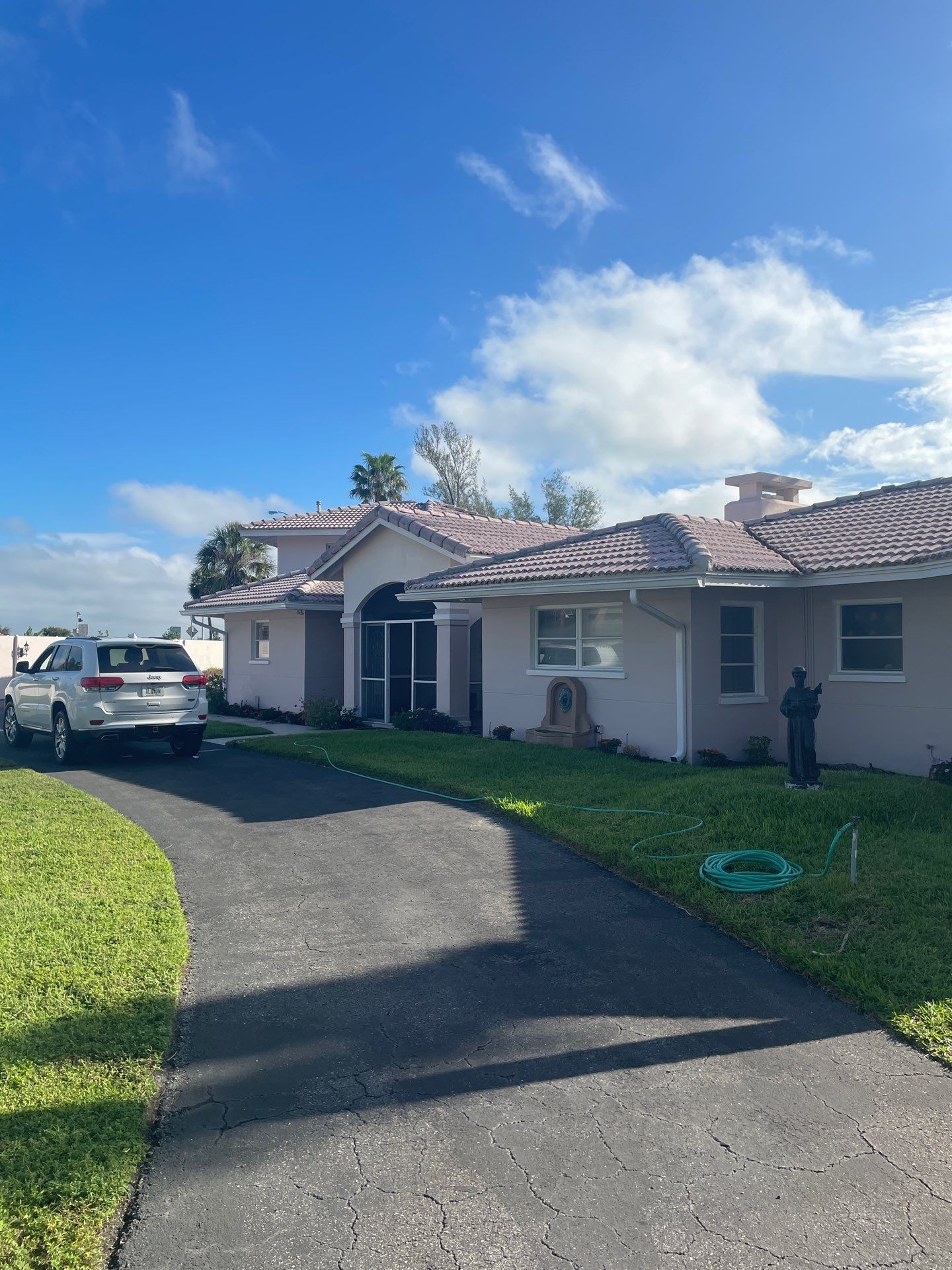 Box Corner K-Style 6-inch Seamless Gutter in Sarasota FL by Gutter Professors