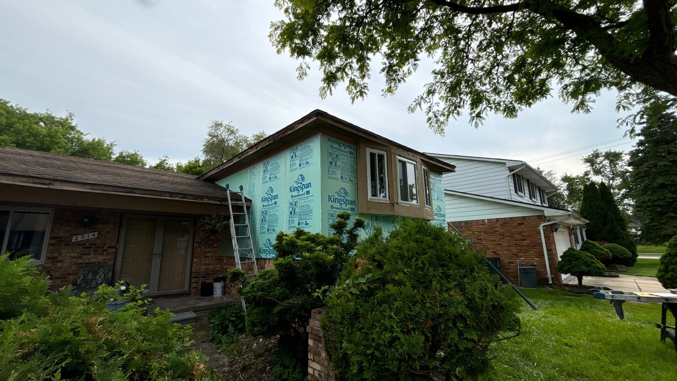 Siding Replacement using Alside 7" B&B by 180 Contractors
