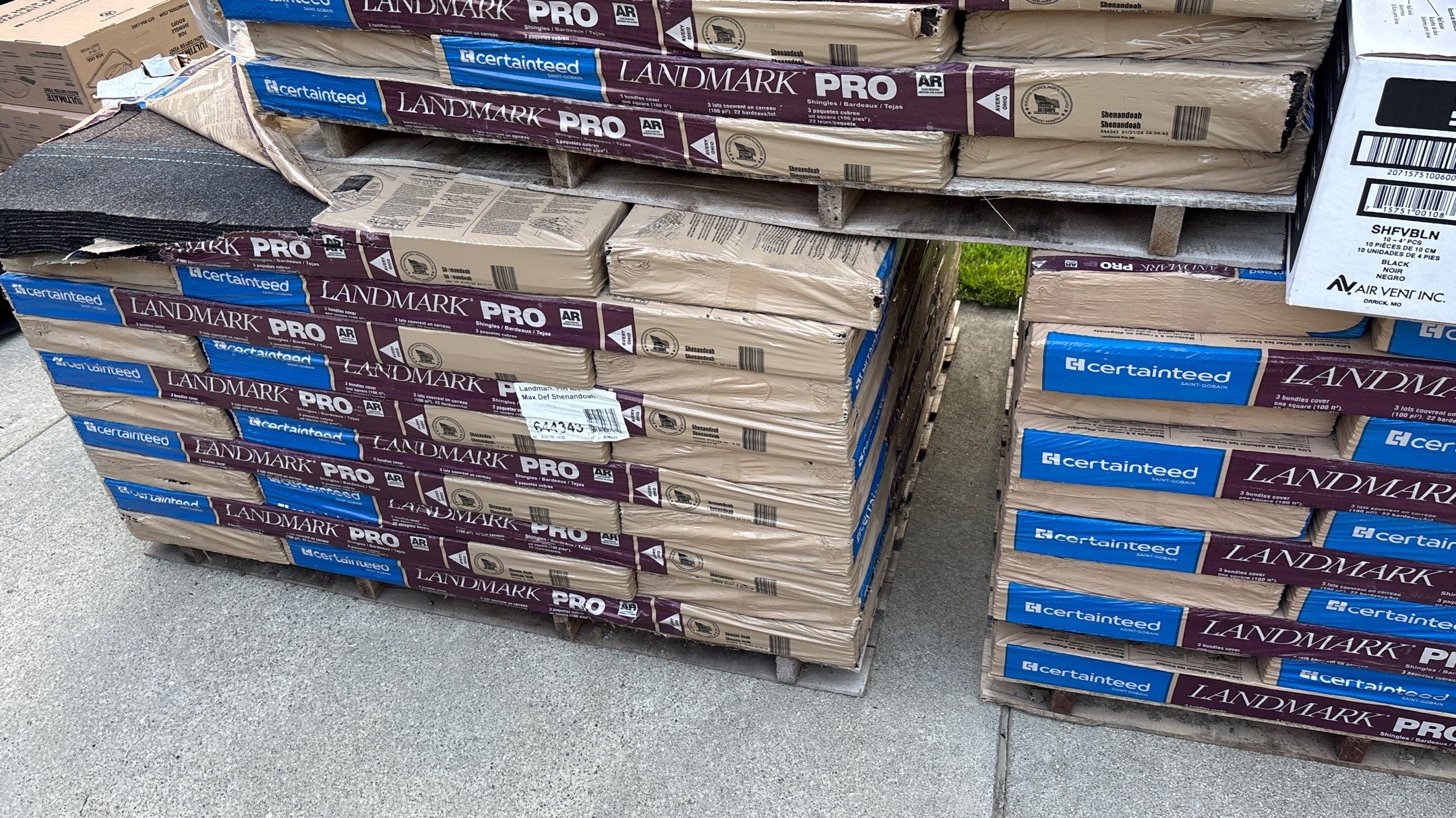 Roof Replacement using CertainTeed Landmark Max Def Shenandoah by 180 Contractors