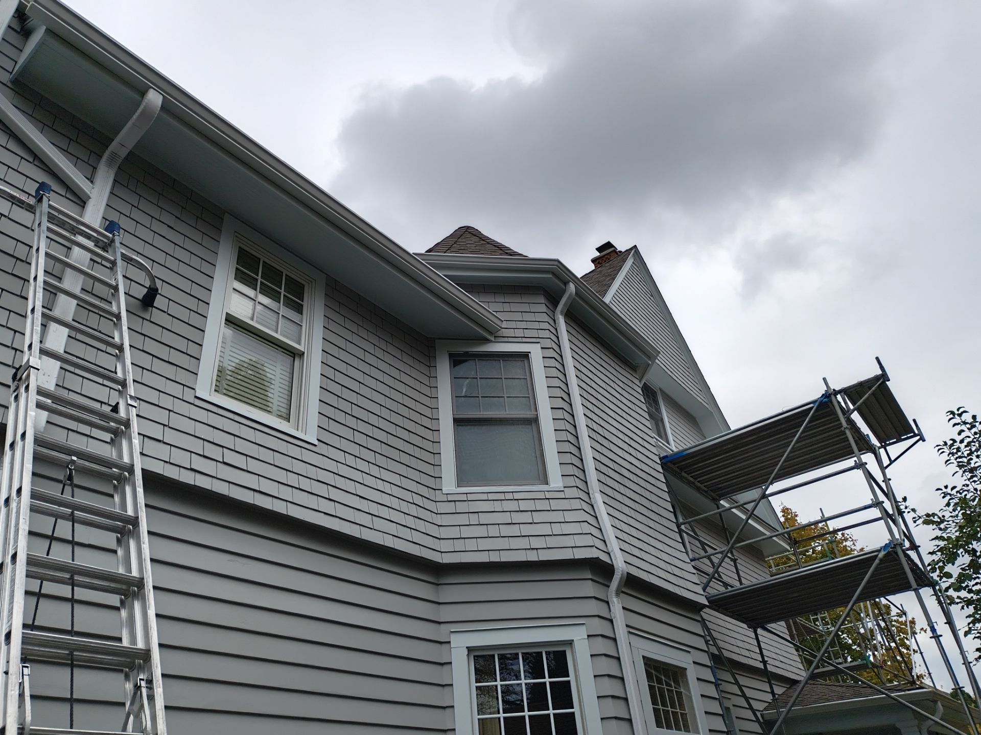 6-Inch Gutter Installation with Hover Dam Gutter Protection – Minneapolis, MN by Next Level Seamless Gutters / Exteriors Inc.