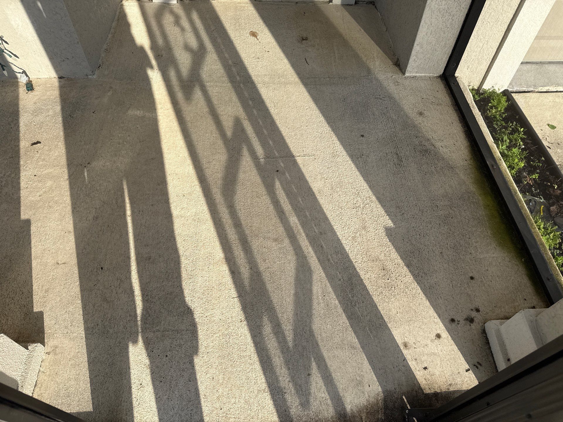 Large Corner Lot Concrete Cleaning in Old Mill Preserve – Palmetto, FL by Sunshine AquaWash