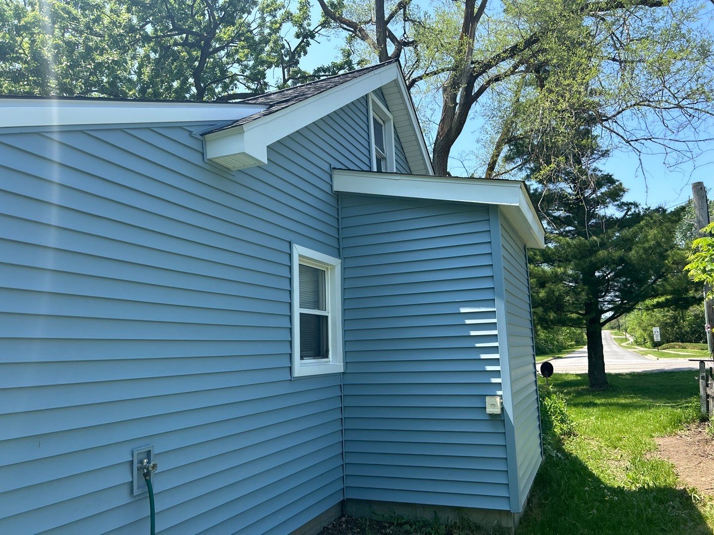 Siding Replacement using Alside Oddysee D4 by 180 Contractors