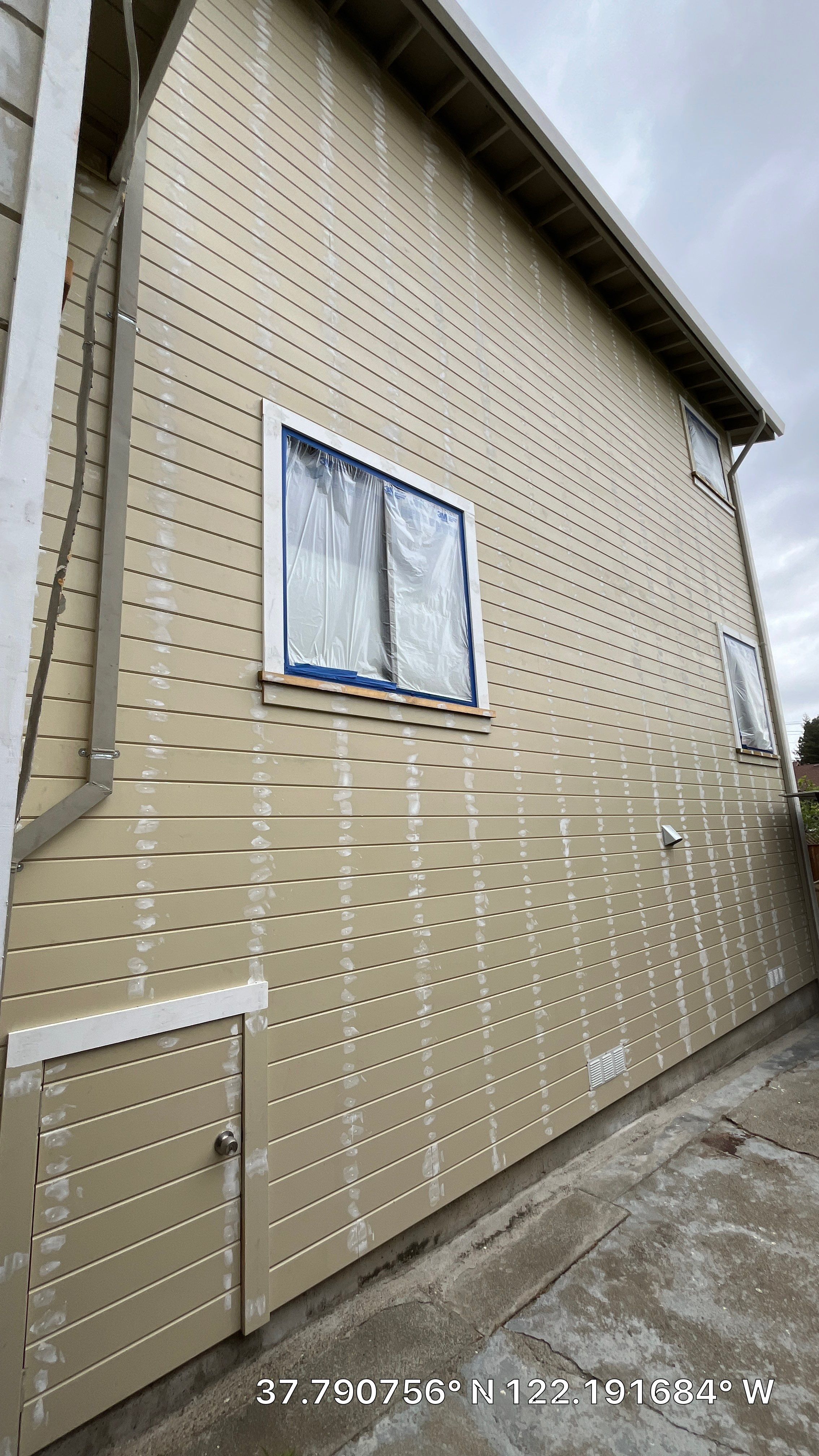Project in Oakland by Herrera’s Bay Area Painting inc.